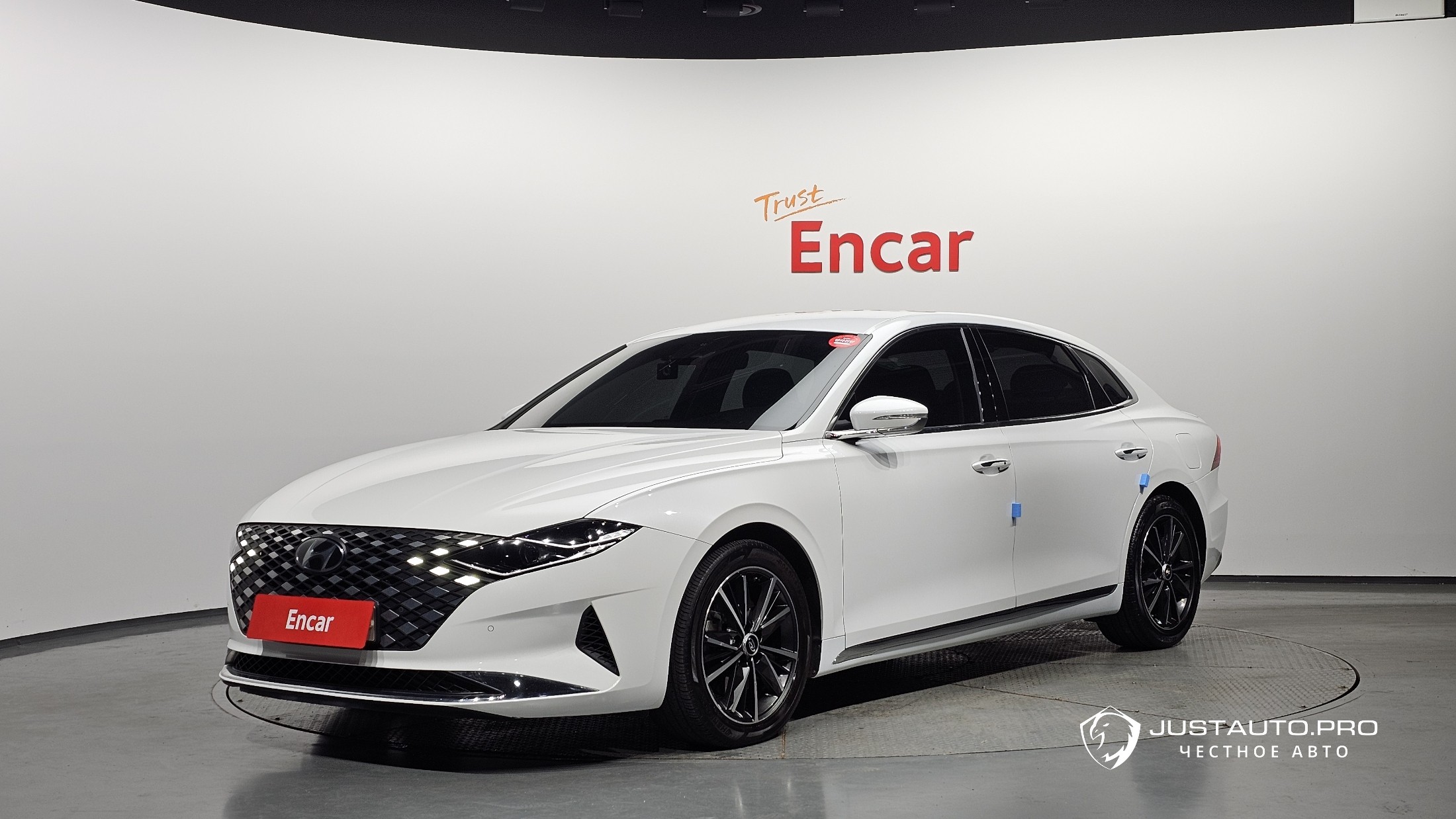 Автомобиль Hyundai Grandeur