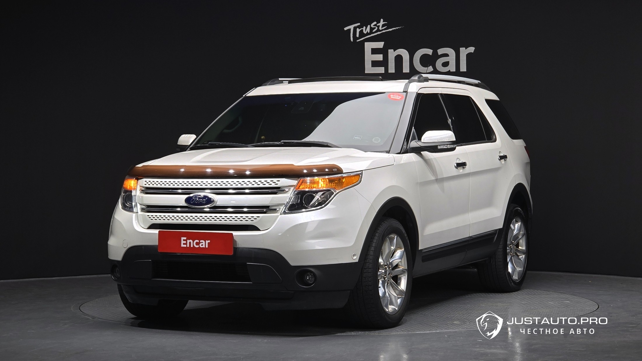 Автомобиль Ford Explorer