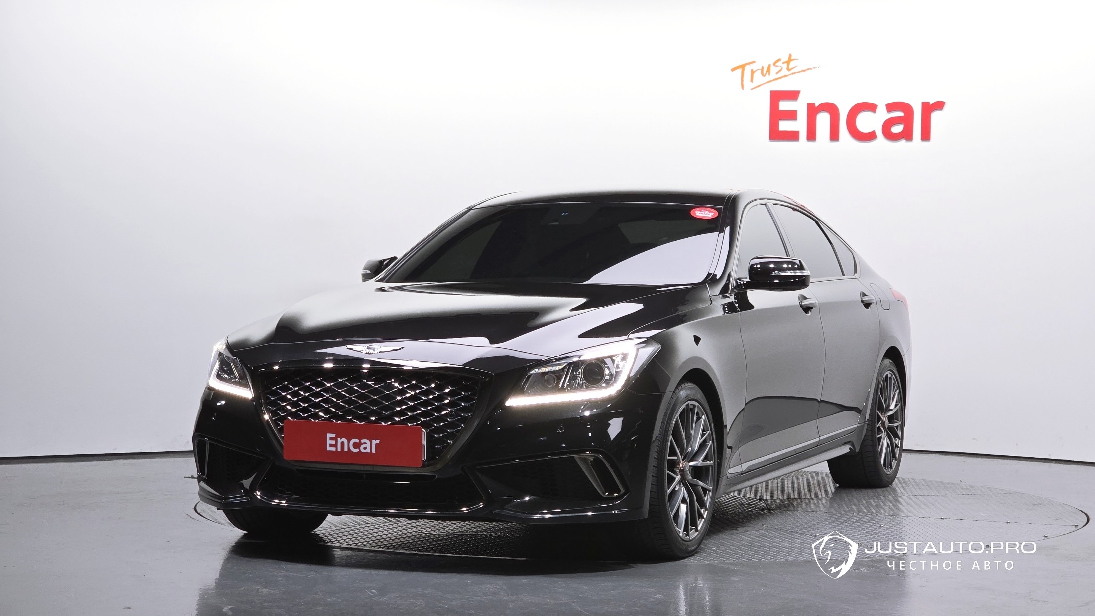 Автомобиль Genesis G80