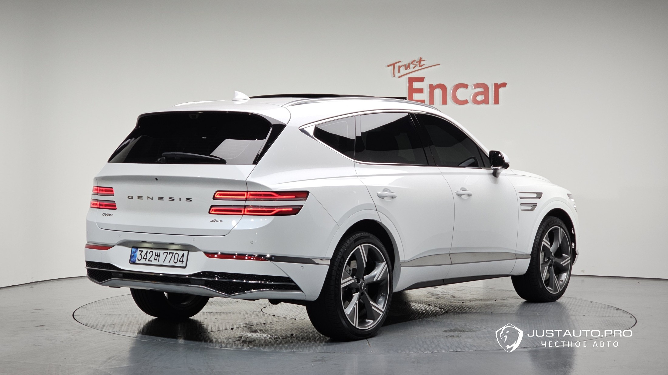 Автомобиль Genesis GV80