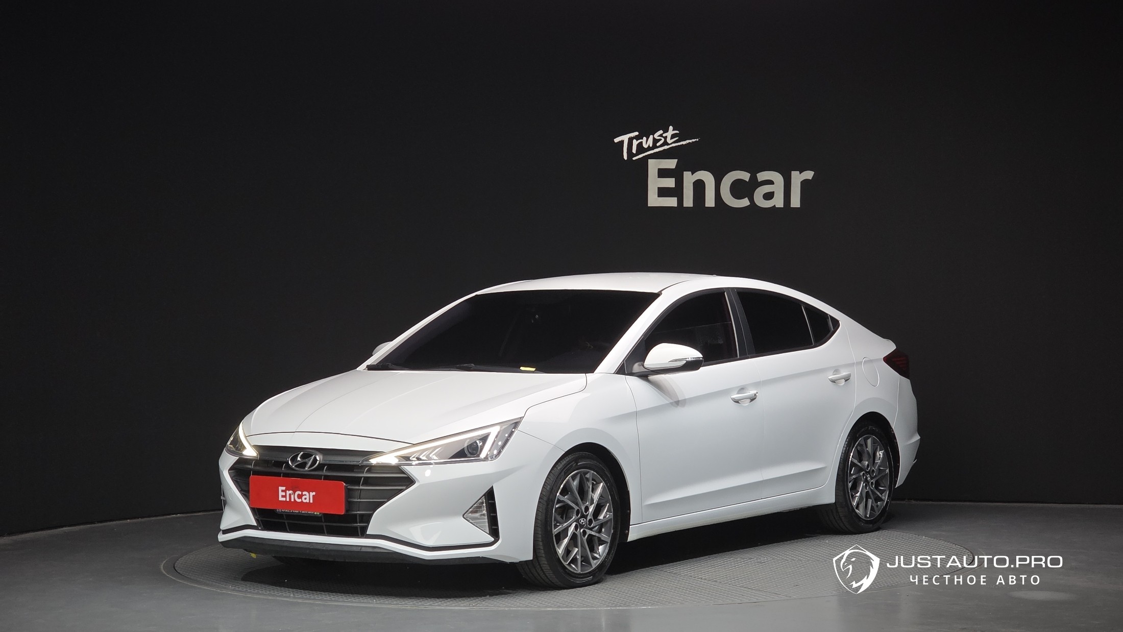 Автомобиль Hyundai AVANTE