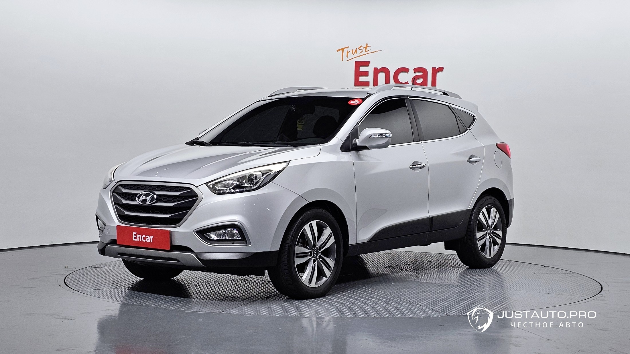 Автомобиль Hyundai Tucson