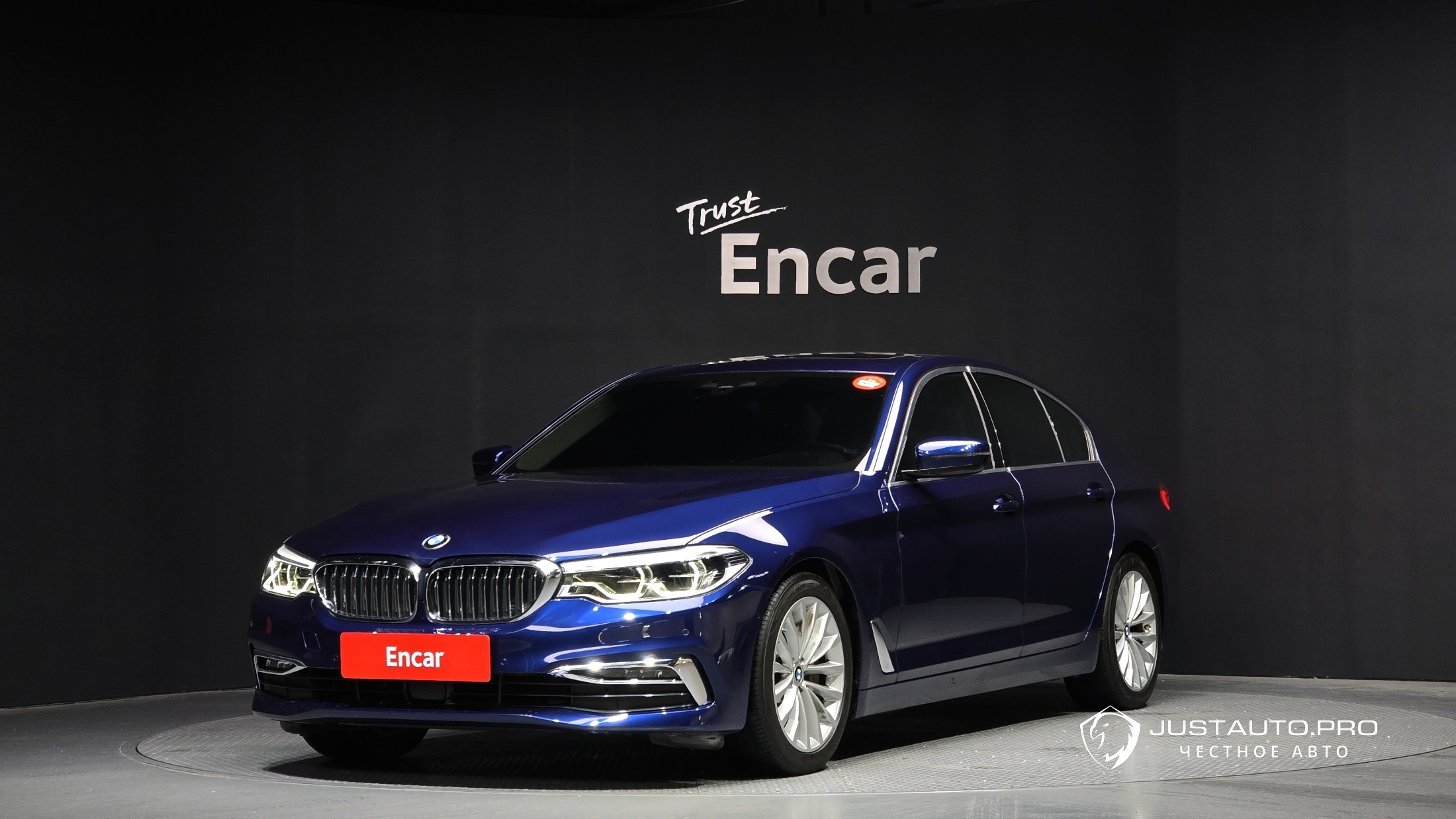 Автомобиль BMW 5-Series