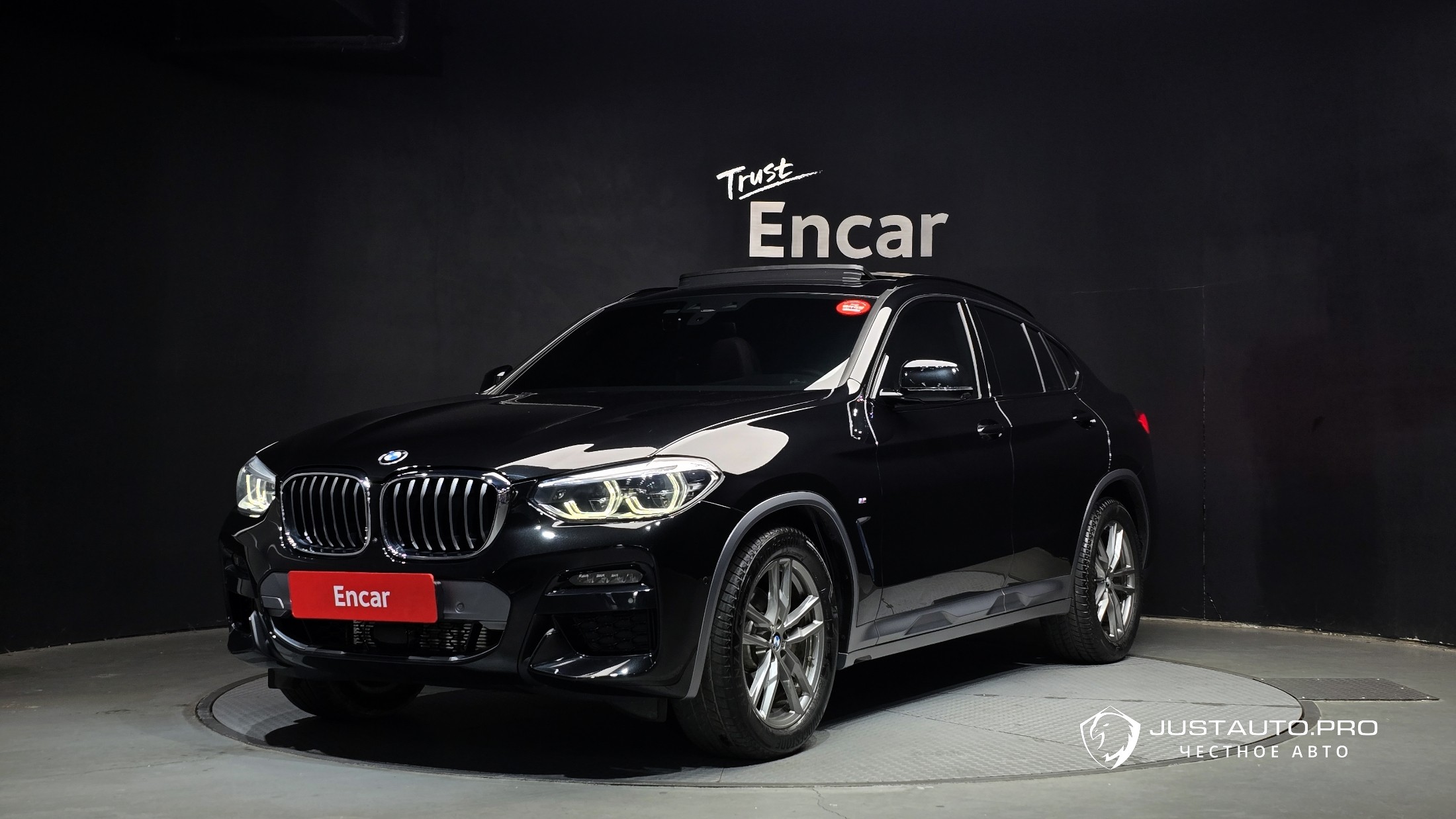 Автомобиль BMW X4