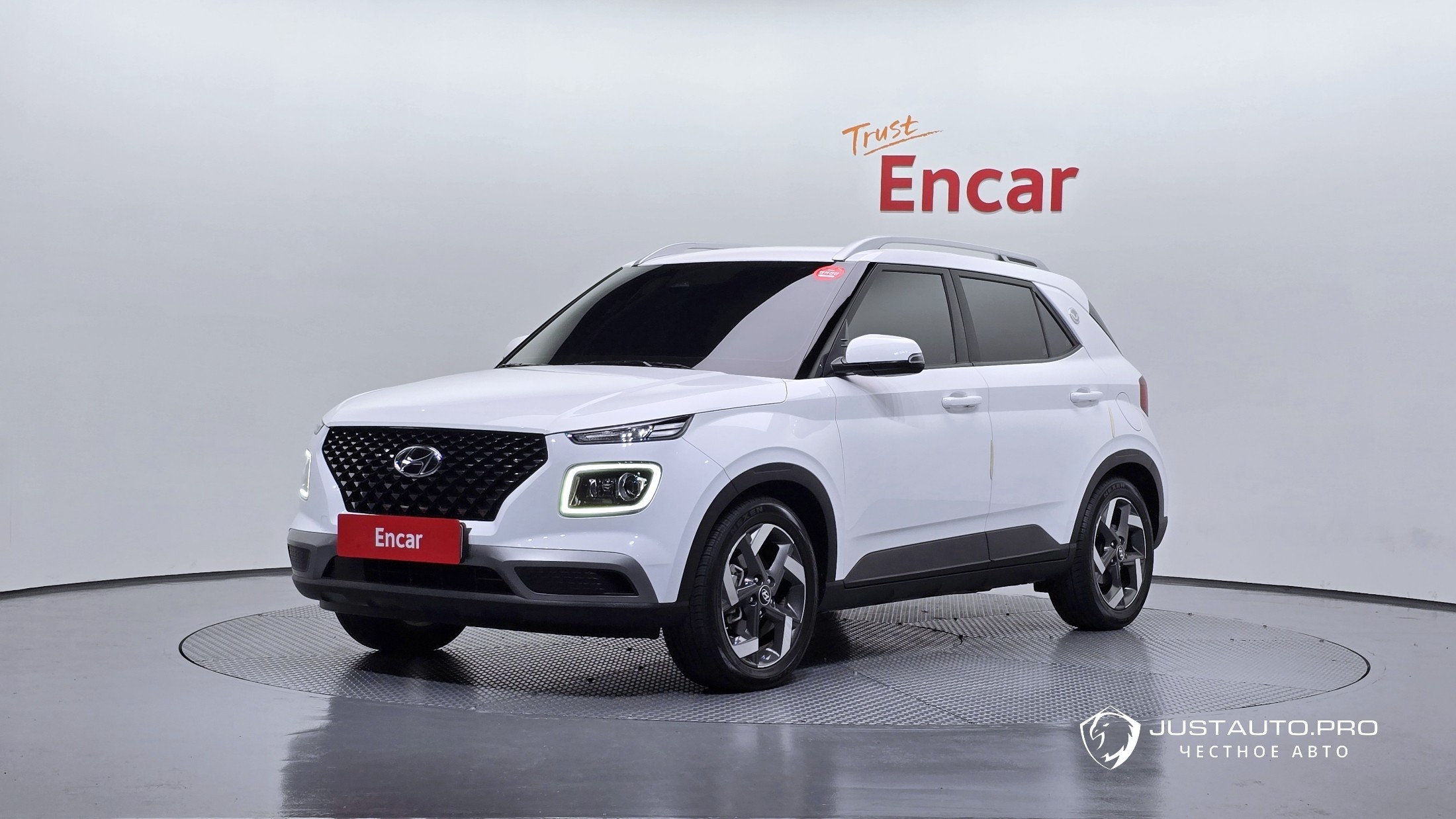 Автомобиль Hyundai Venue