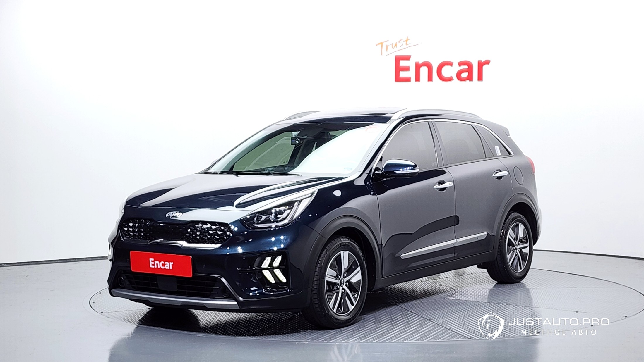 Автомобиль Kia Niro