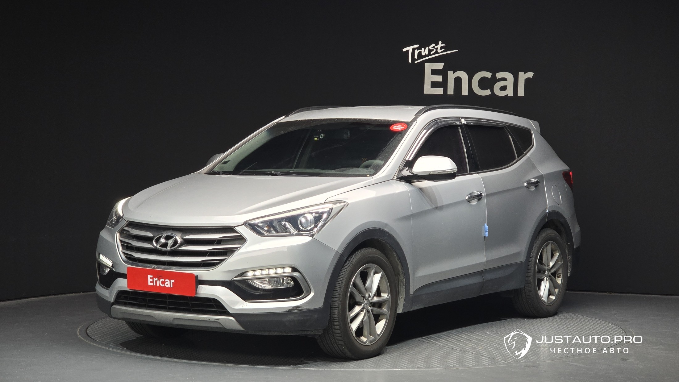 Автомобиль Hyundai Santafe