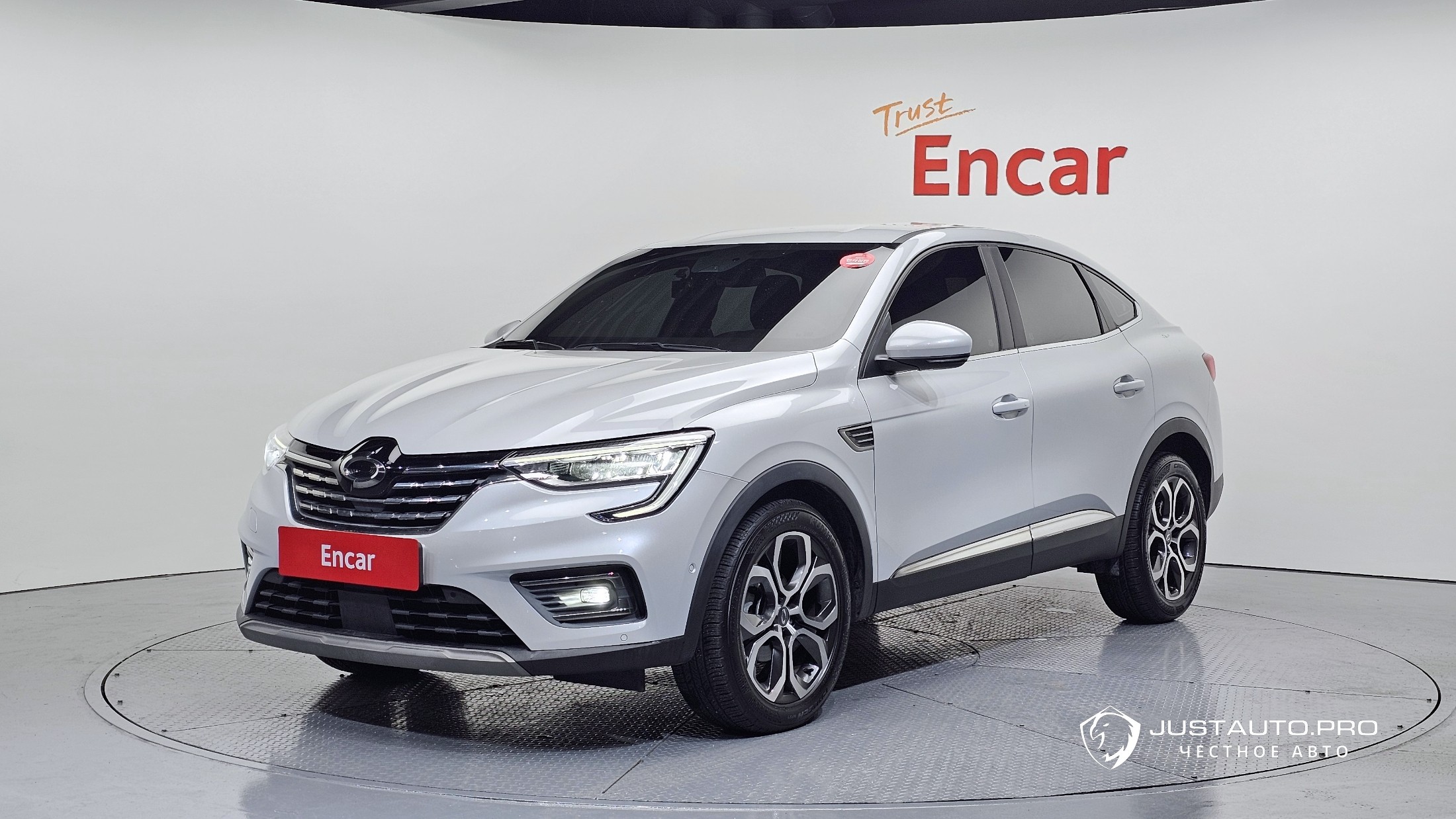 Автомобиль Renault-KoreaSamsung XM3