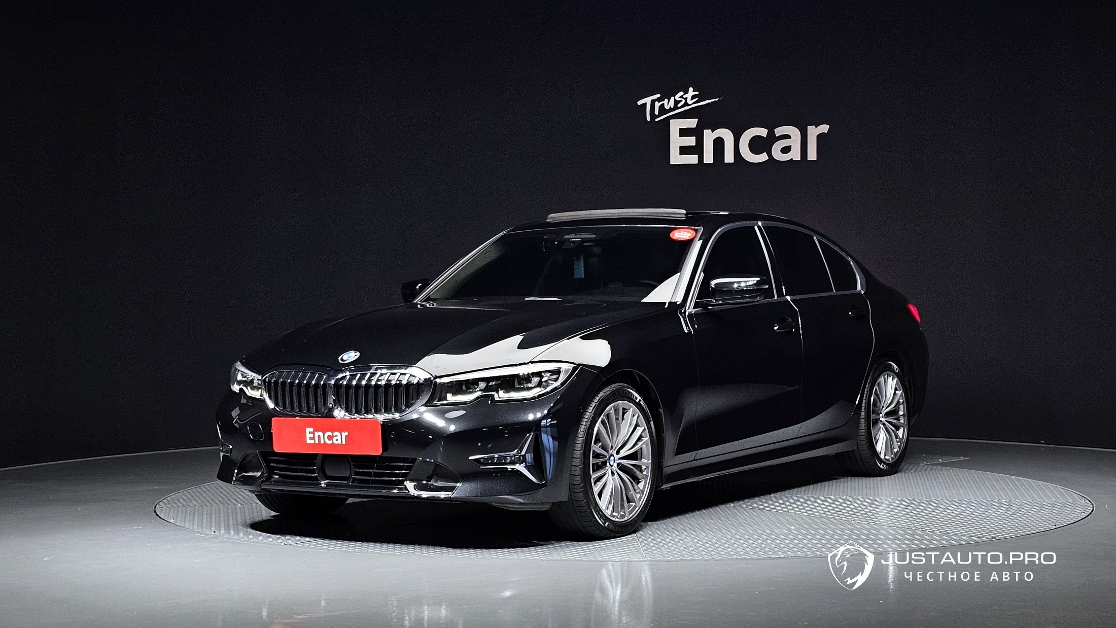 Автомобиль BMW 3-Series