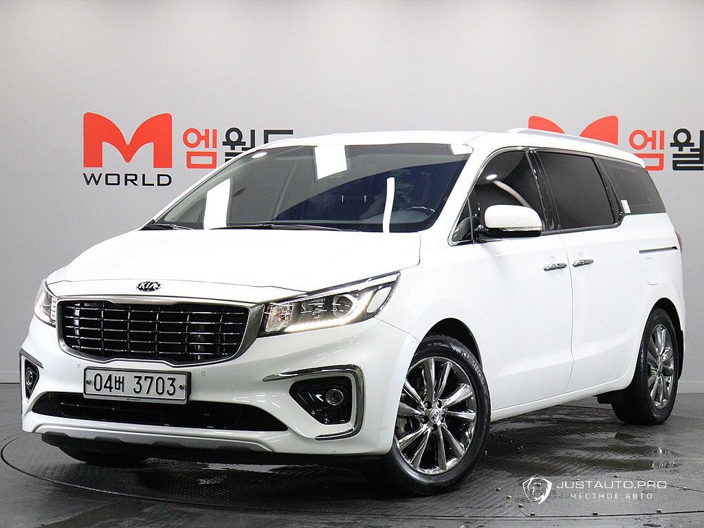 Автомобиль Kia Canival