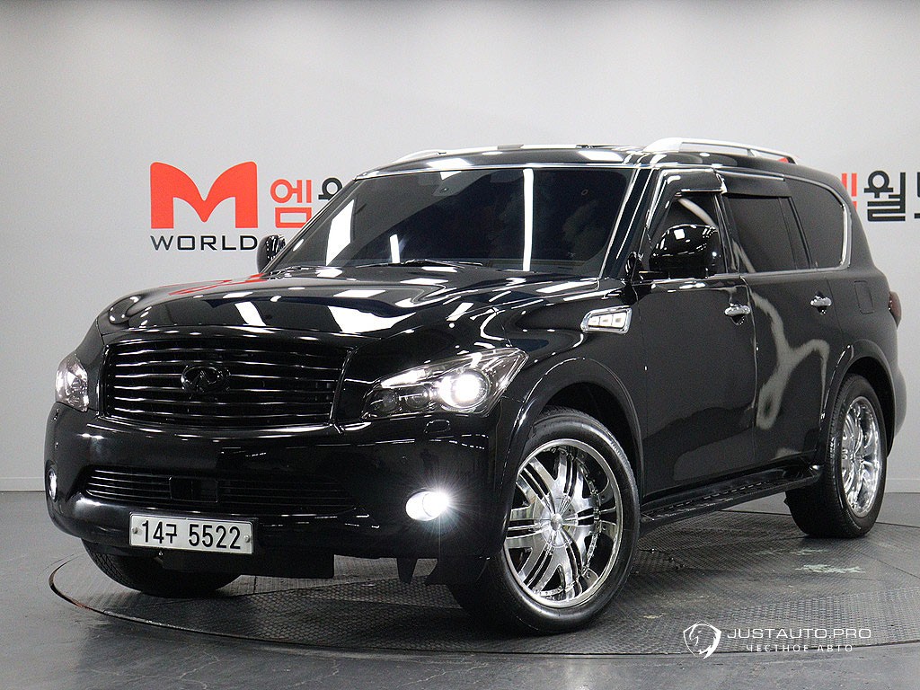 Автомобиль Infiniti QX