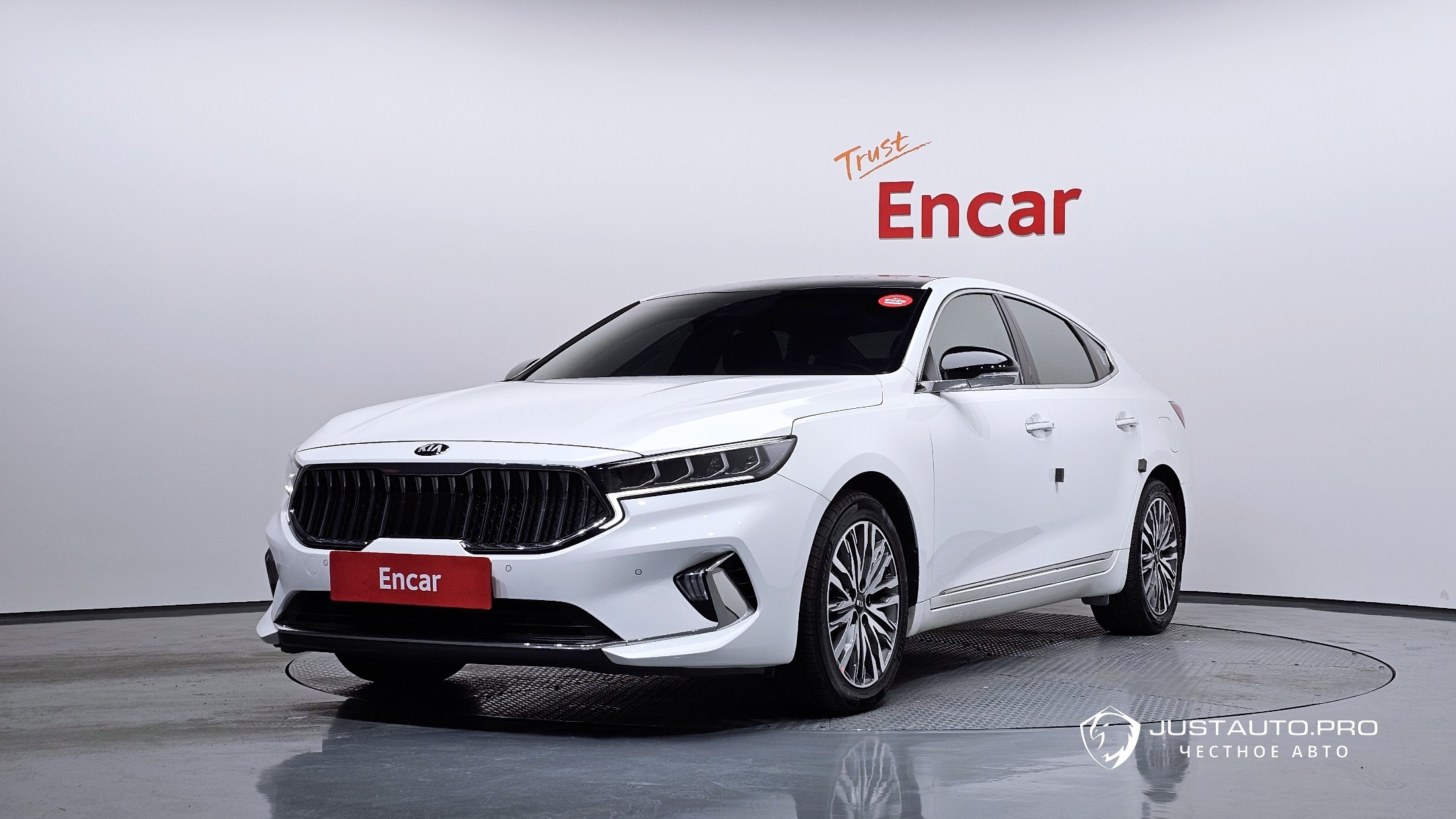 Автомобиль Kia K7