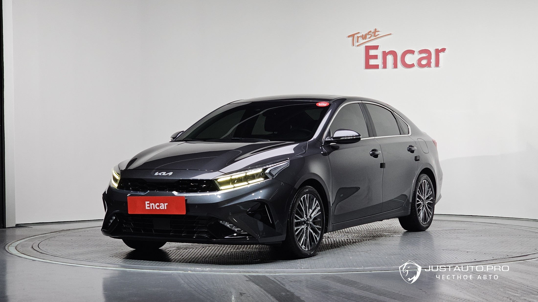 Автомобиль Kia K3