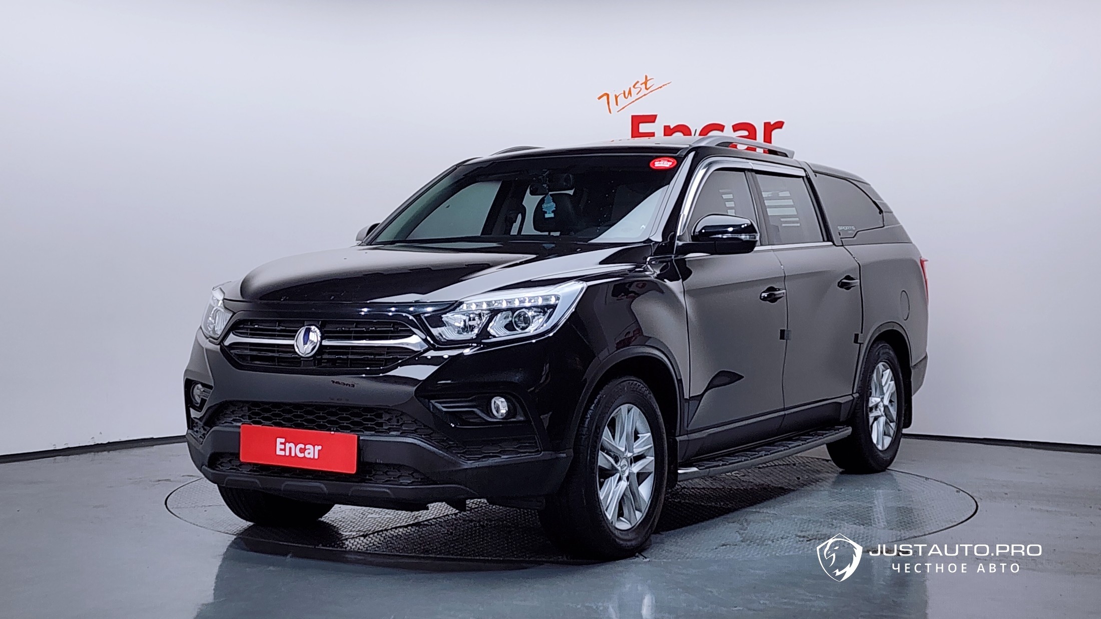 Автомобиль KG_Mobility_Ssangyong Rexton