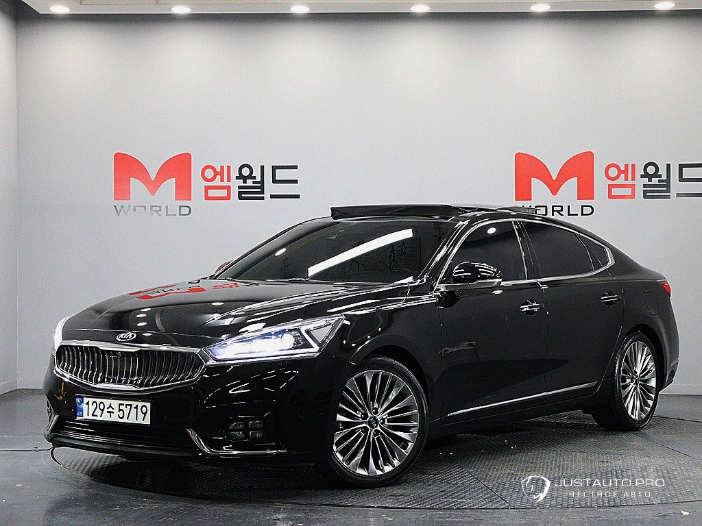 Автомобиль Kia K7