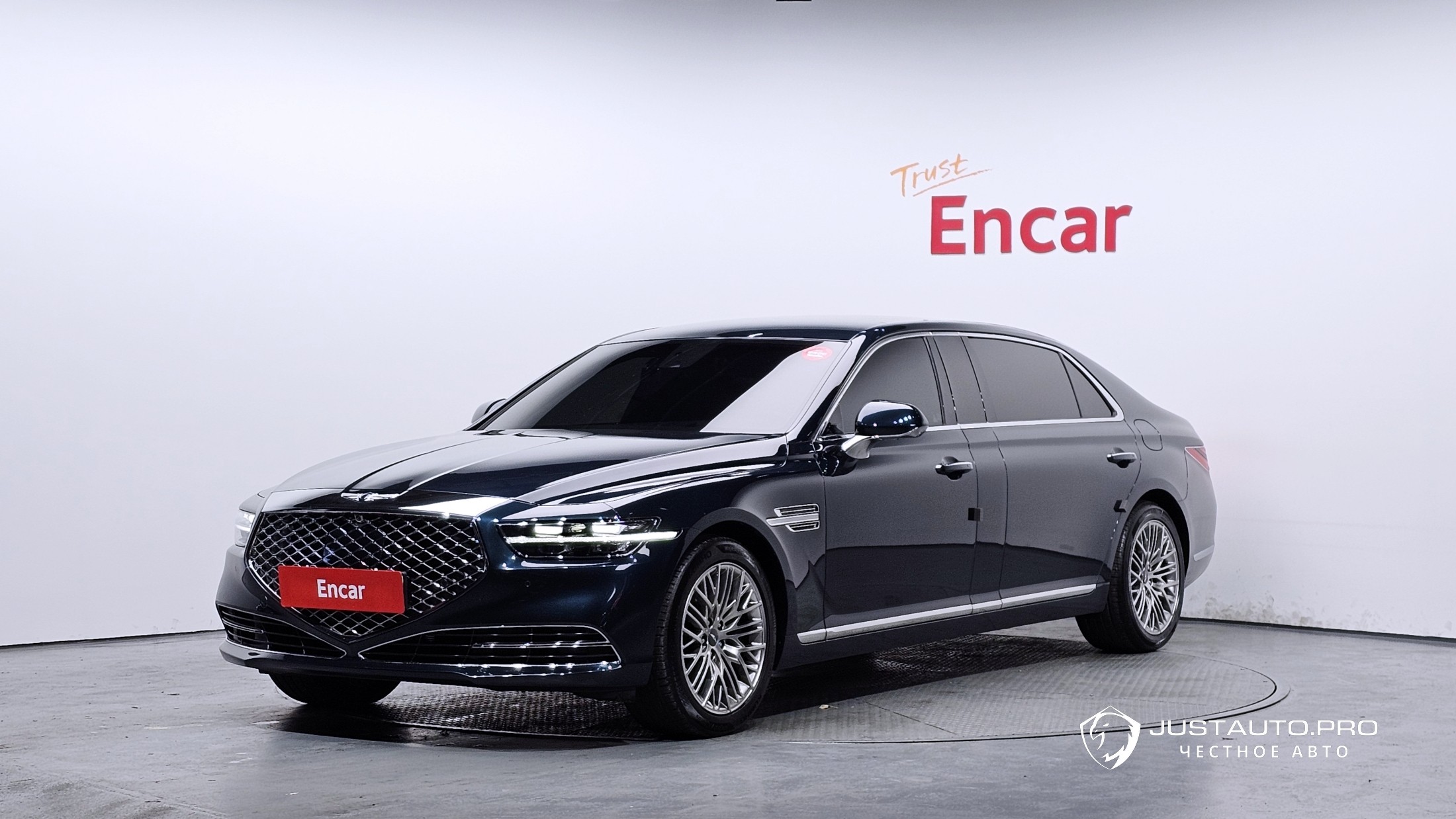 Автомобиль Genesis G90