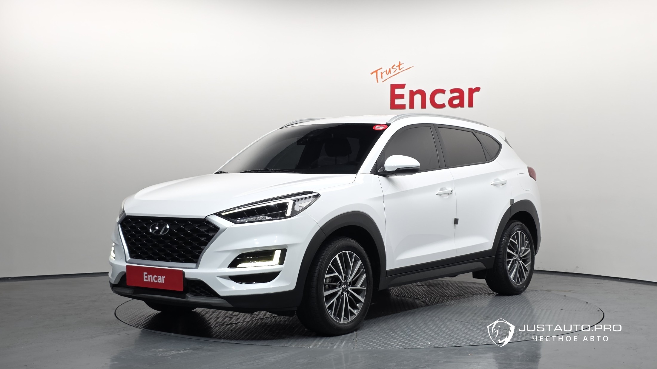 Автомобиль Hyundai Tucson