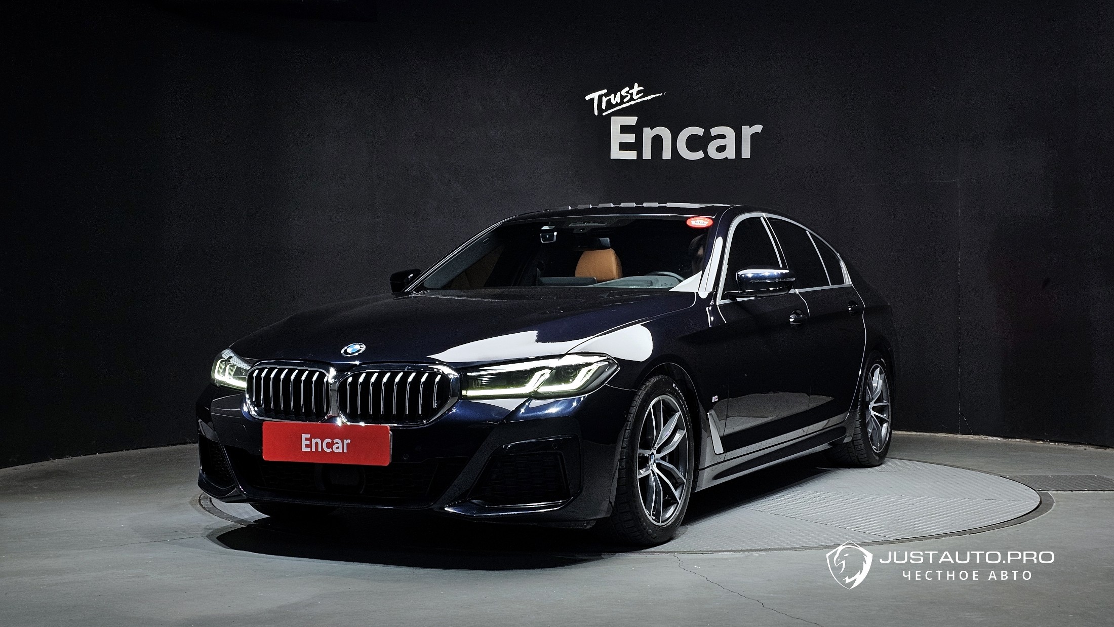 Автомобиль BMW 5-Series