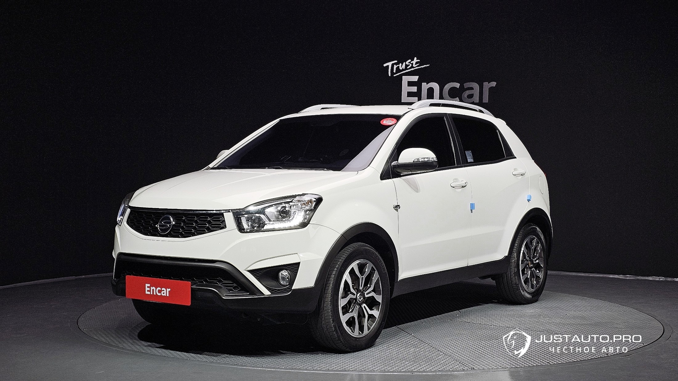 Автомобиль KG_Mobility_Ssangyong KORANDO