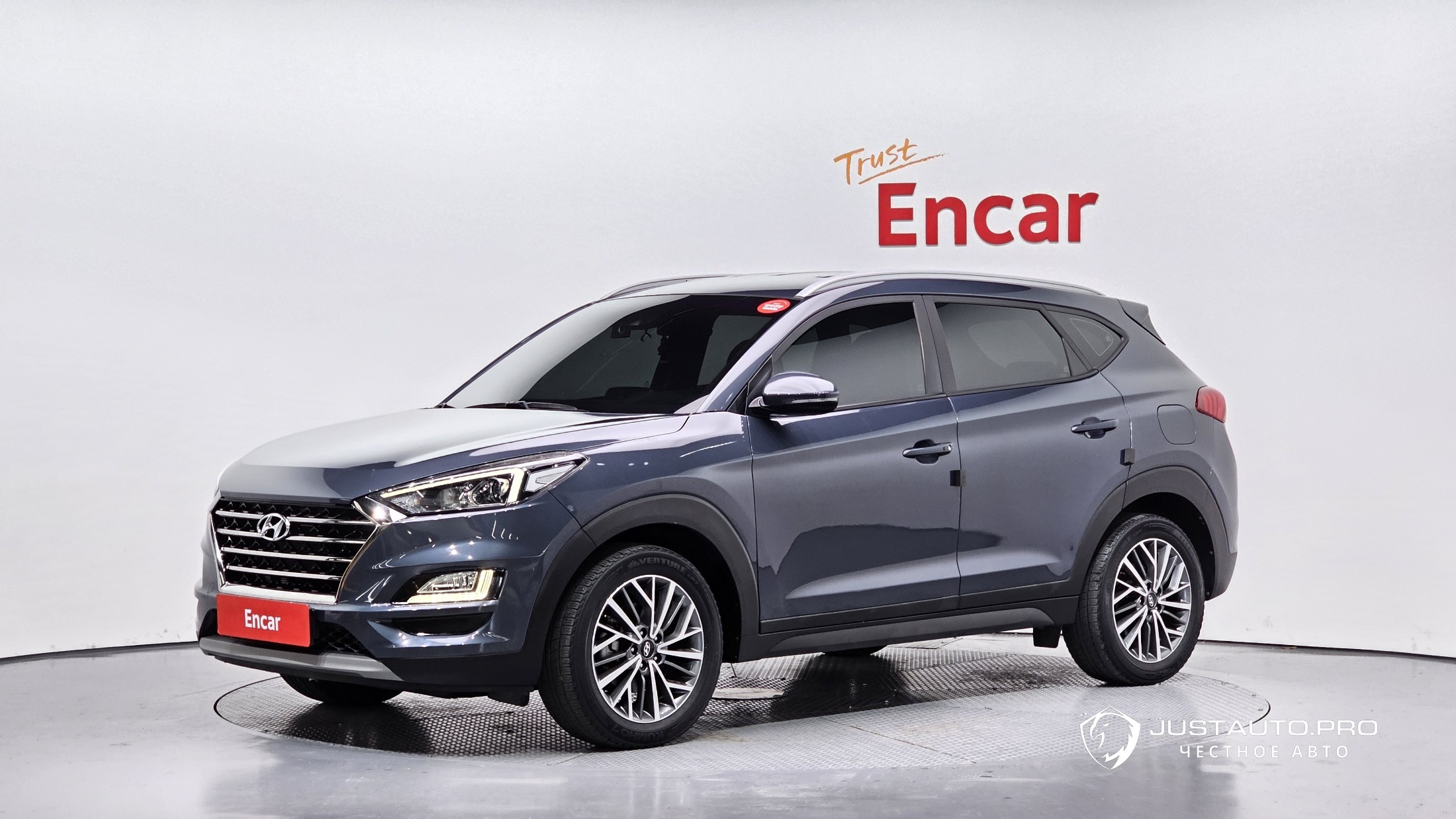 Автомобиль Hyundai Tucson