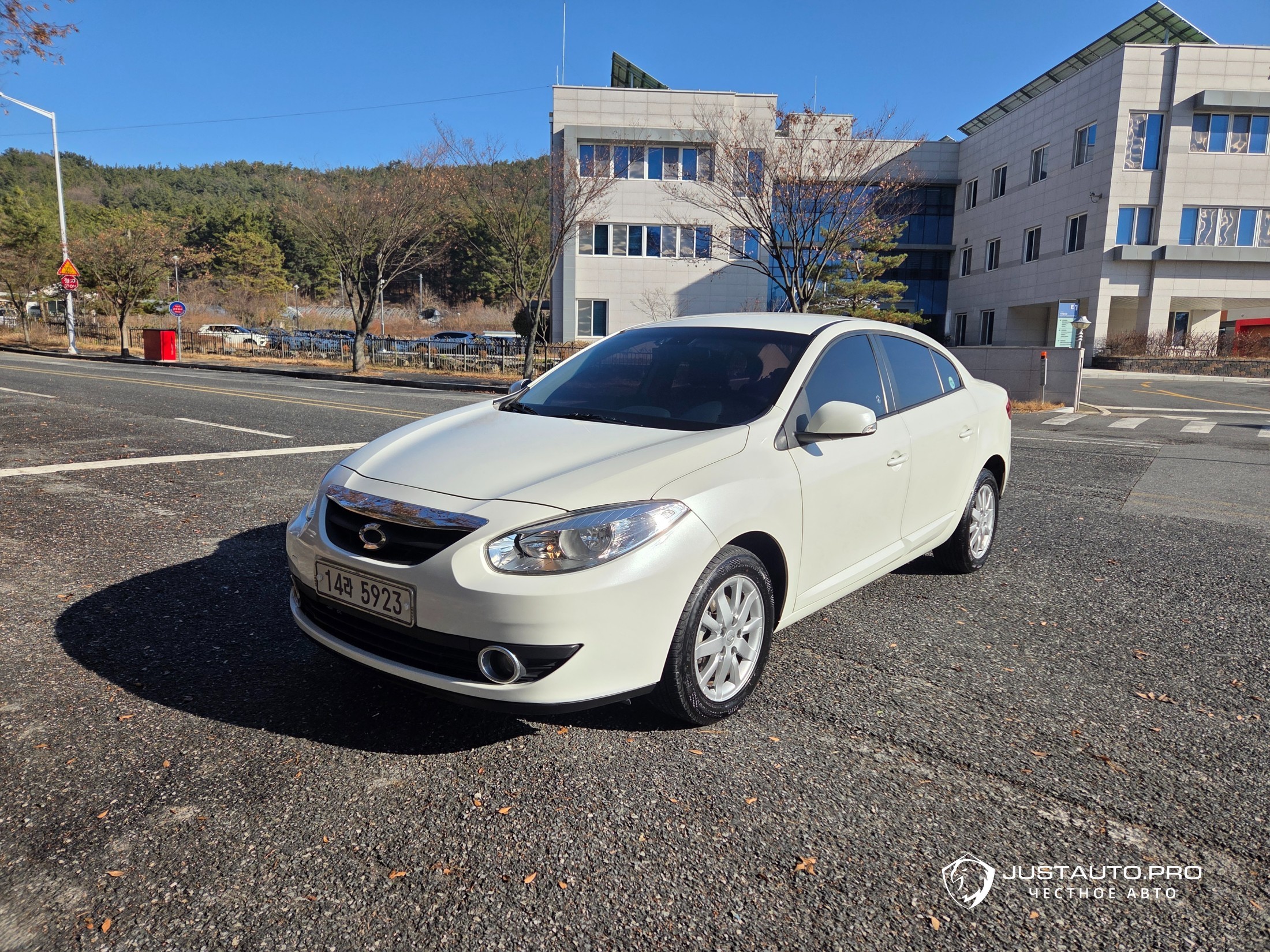 Автомобиль Renault-KoreaSamsung SM3