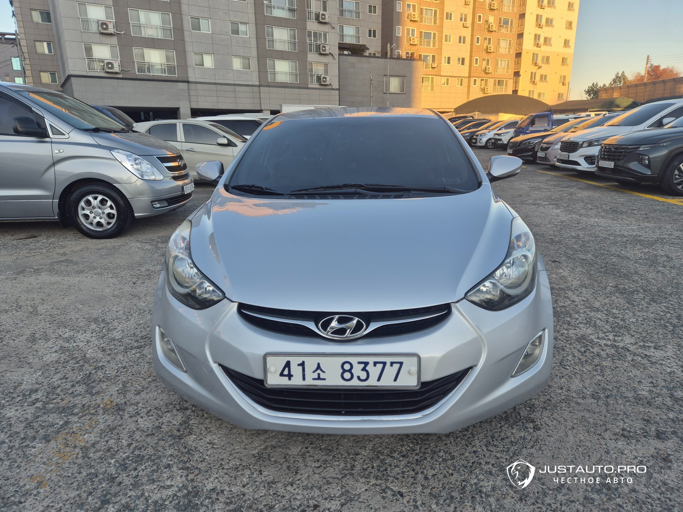 Автомобиль Hyundai AVANTE