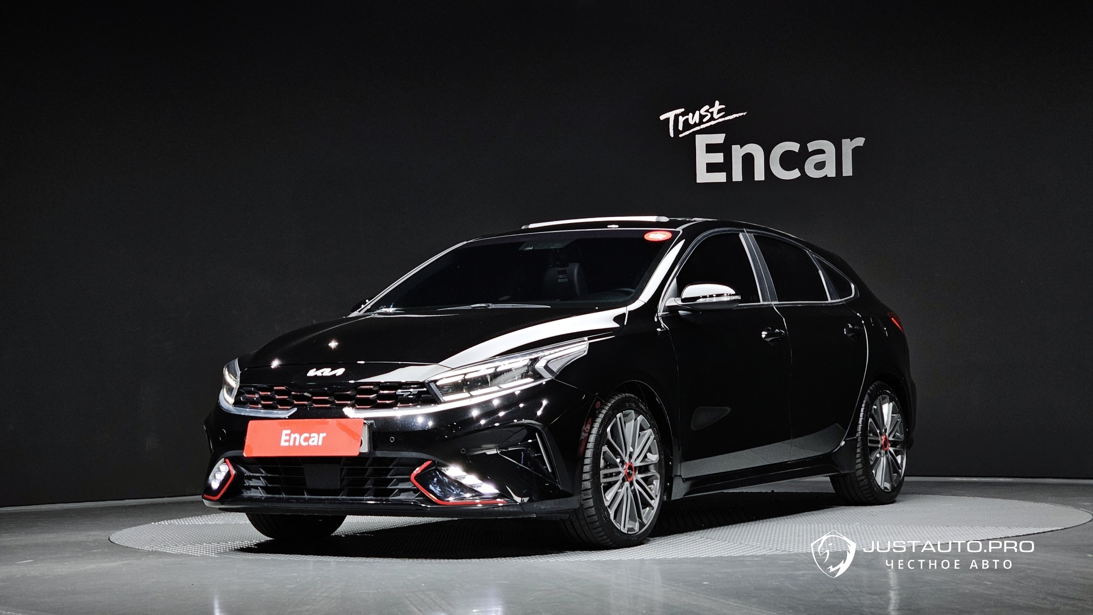 Автомобиль Kia K3