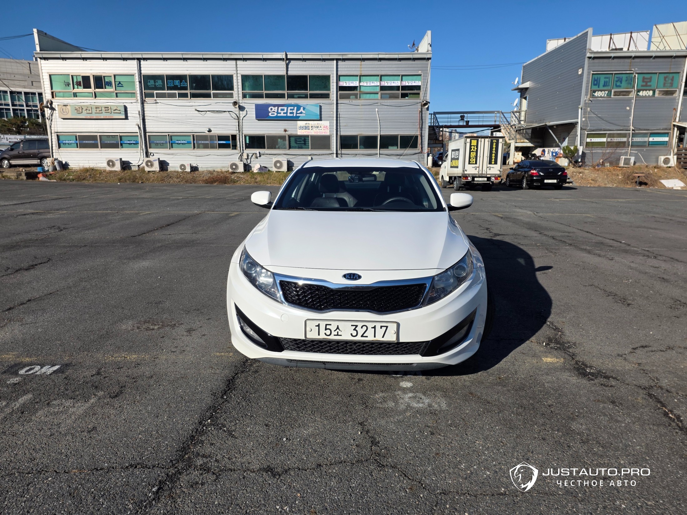 Автомобиль Kia K5