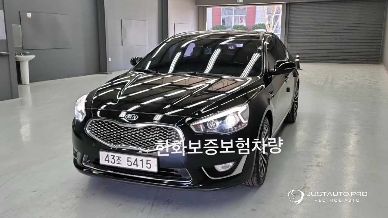 Автомобиль Kia K7