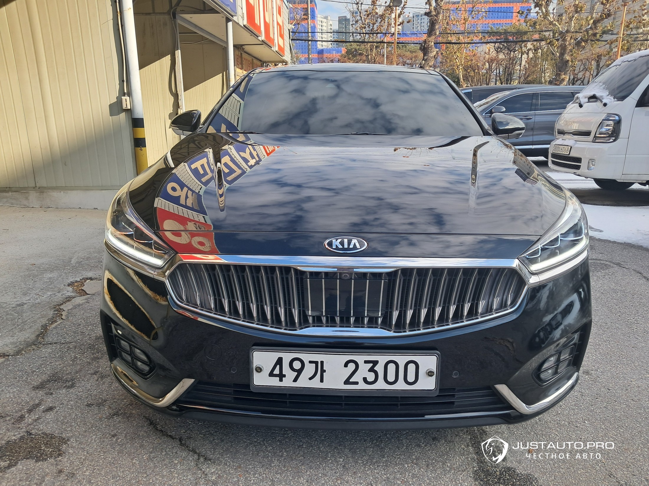Автомобиль Kia K7
