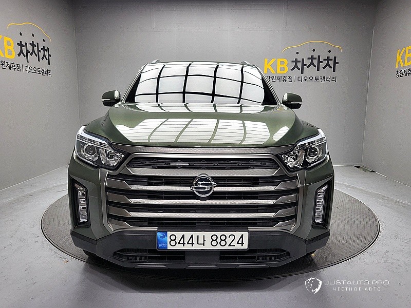 Автомобиль KG_Mobility_Ssangyong Rexton