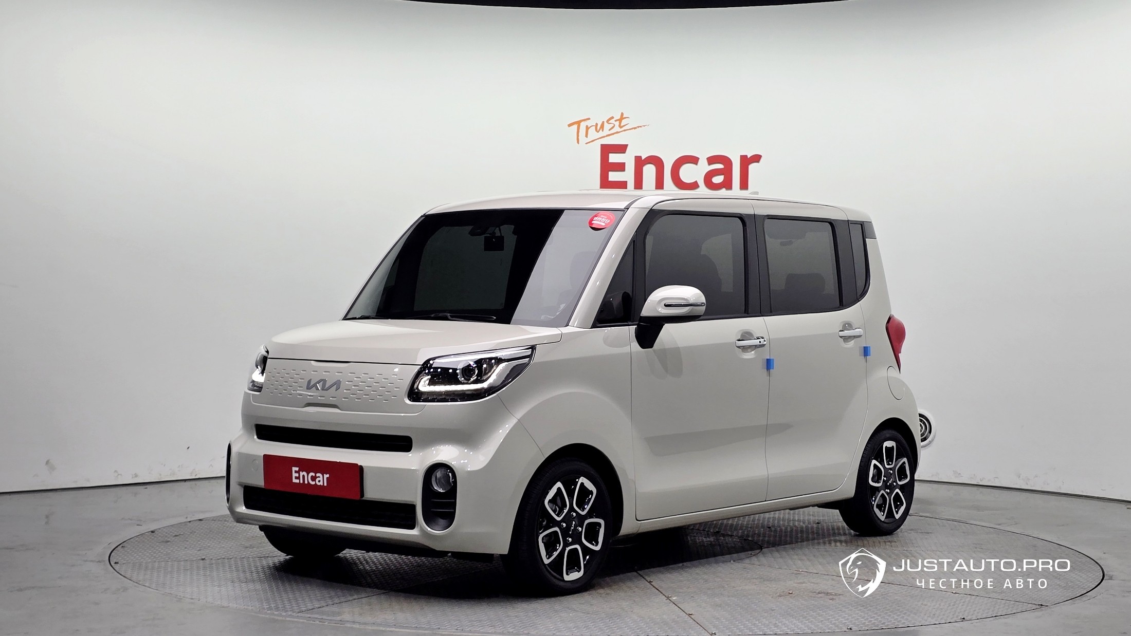 Автомобиль Kia RAY