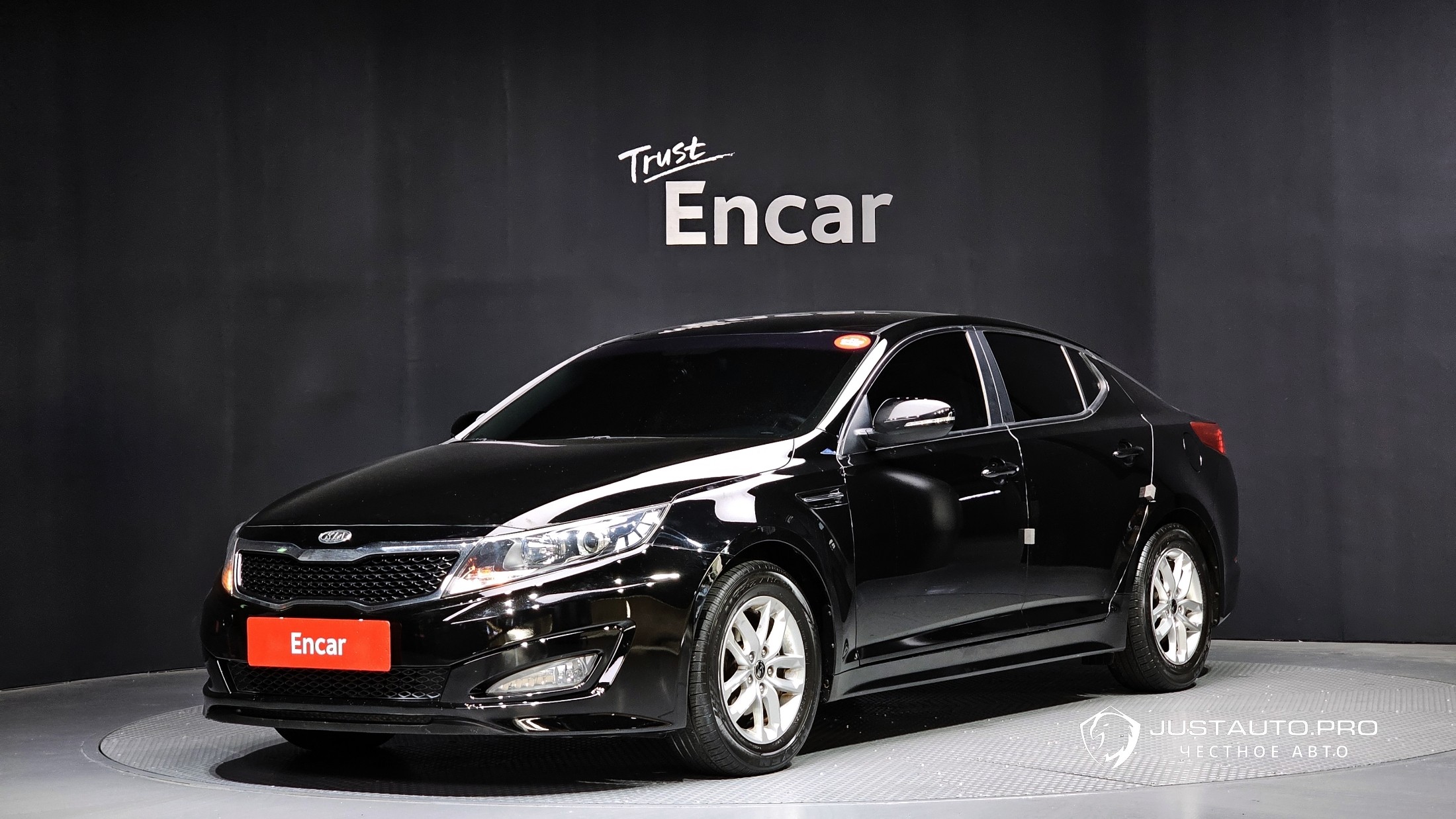 Автомобиль Kia K5