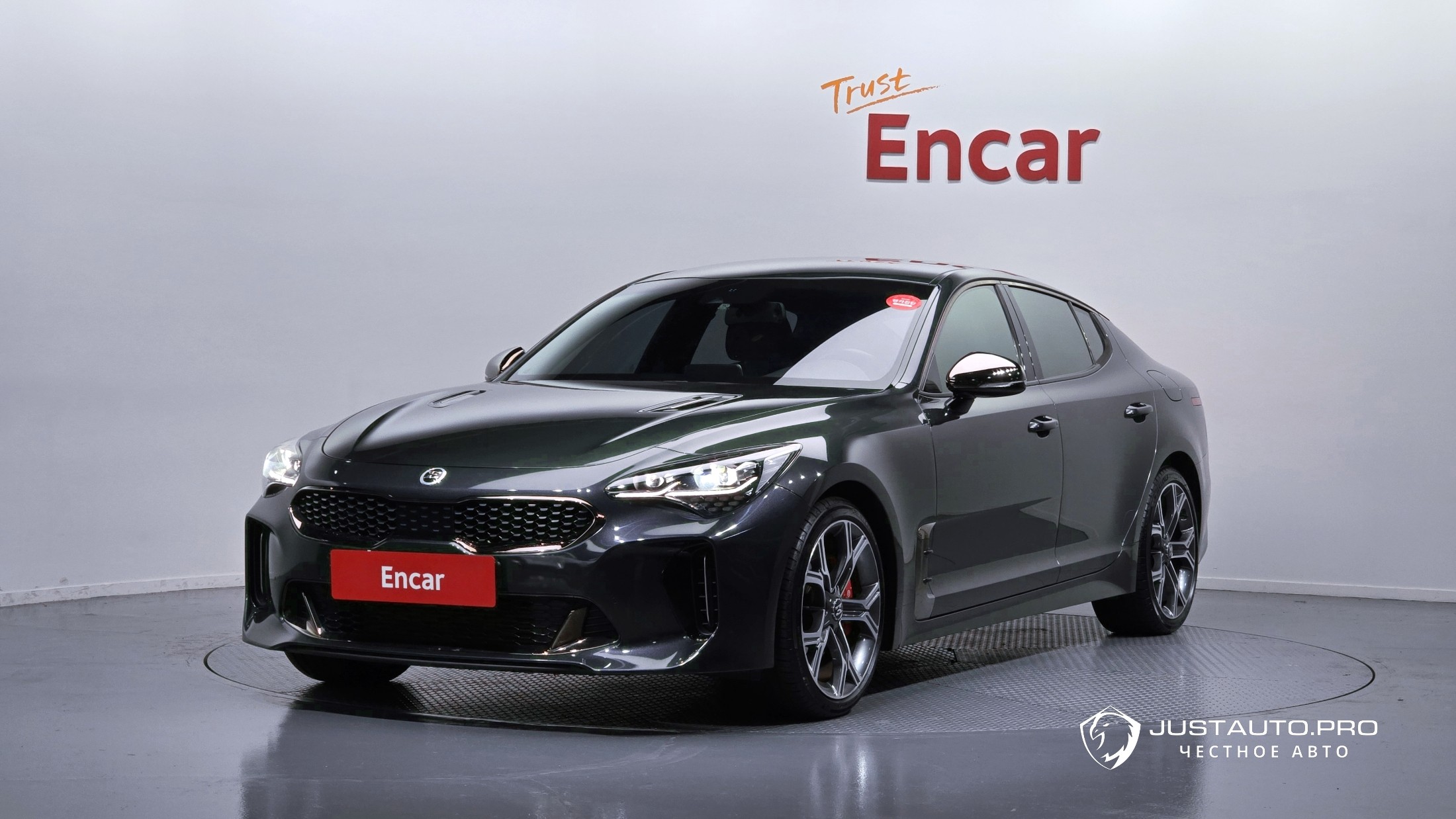 Автомобиль Kia Stinger