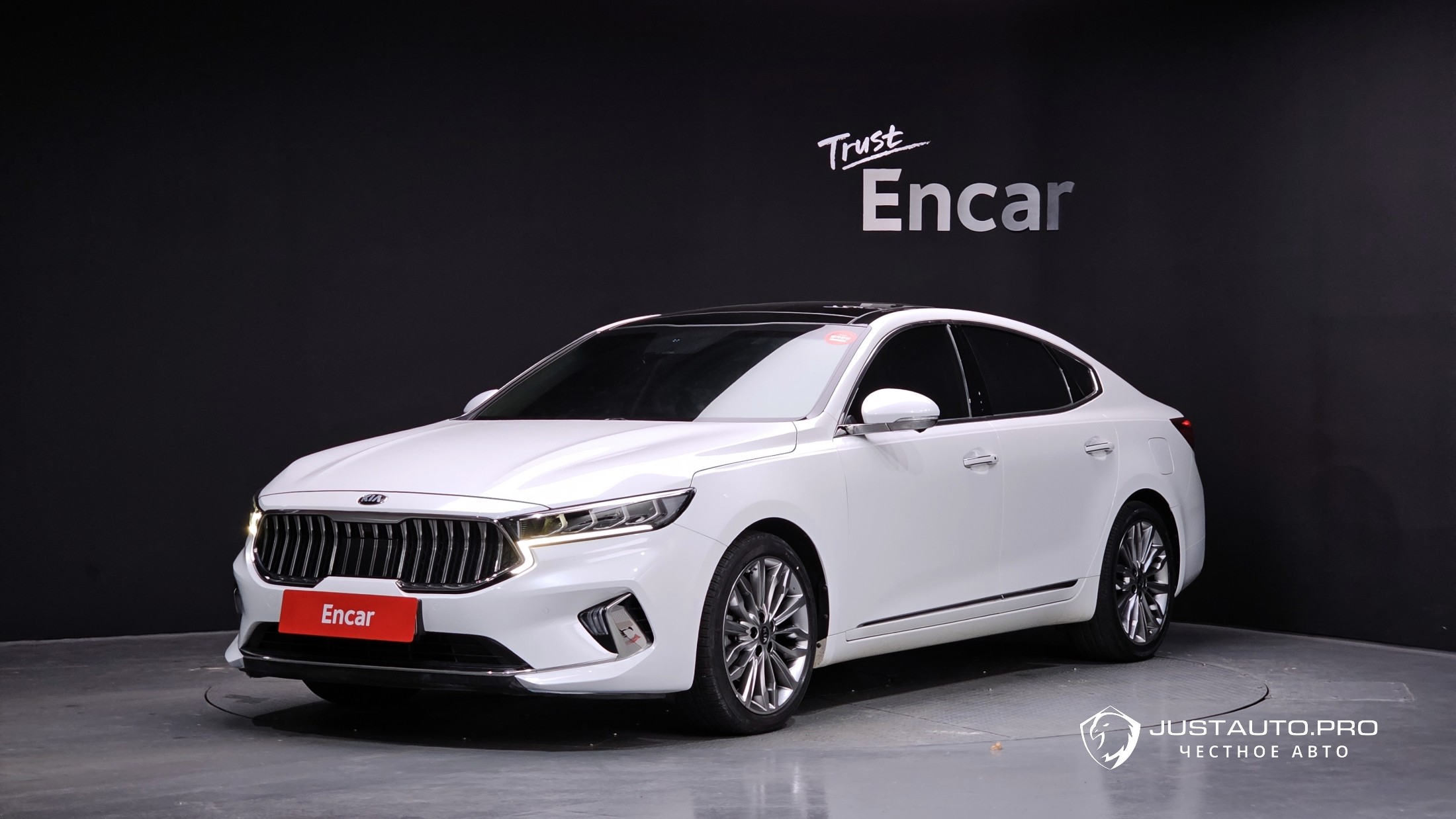 Автомобиль Kia K7