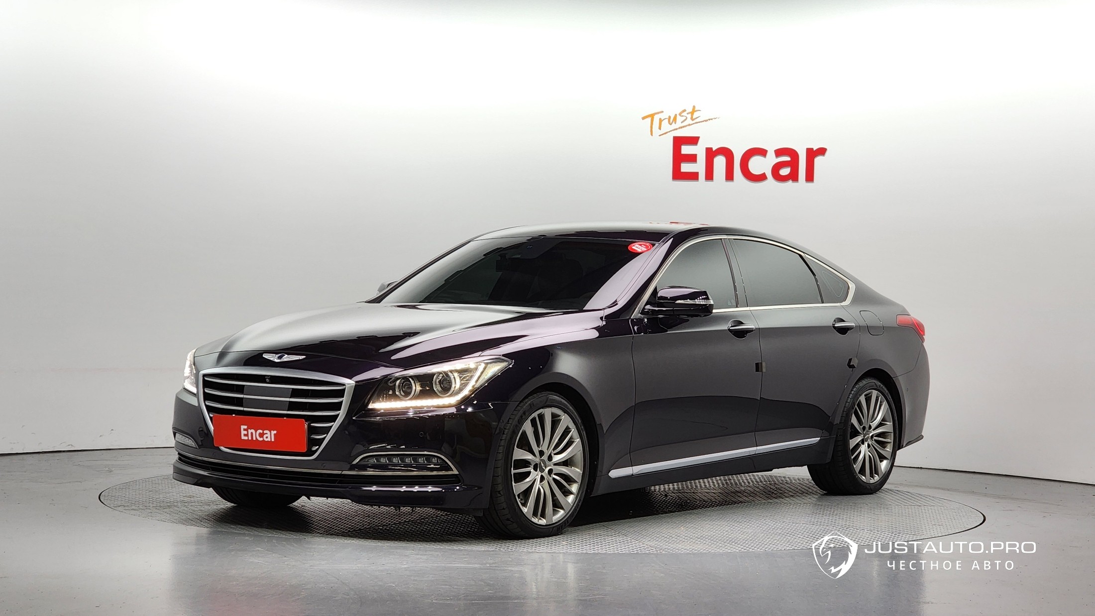 Автомобиль Hyundai Genesis