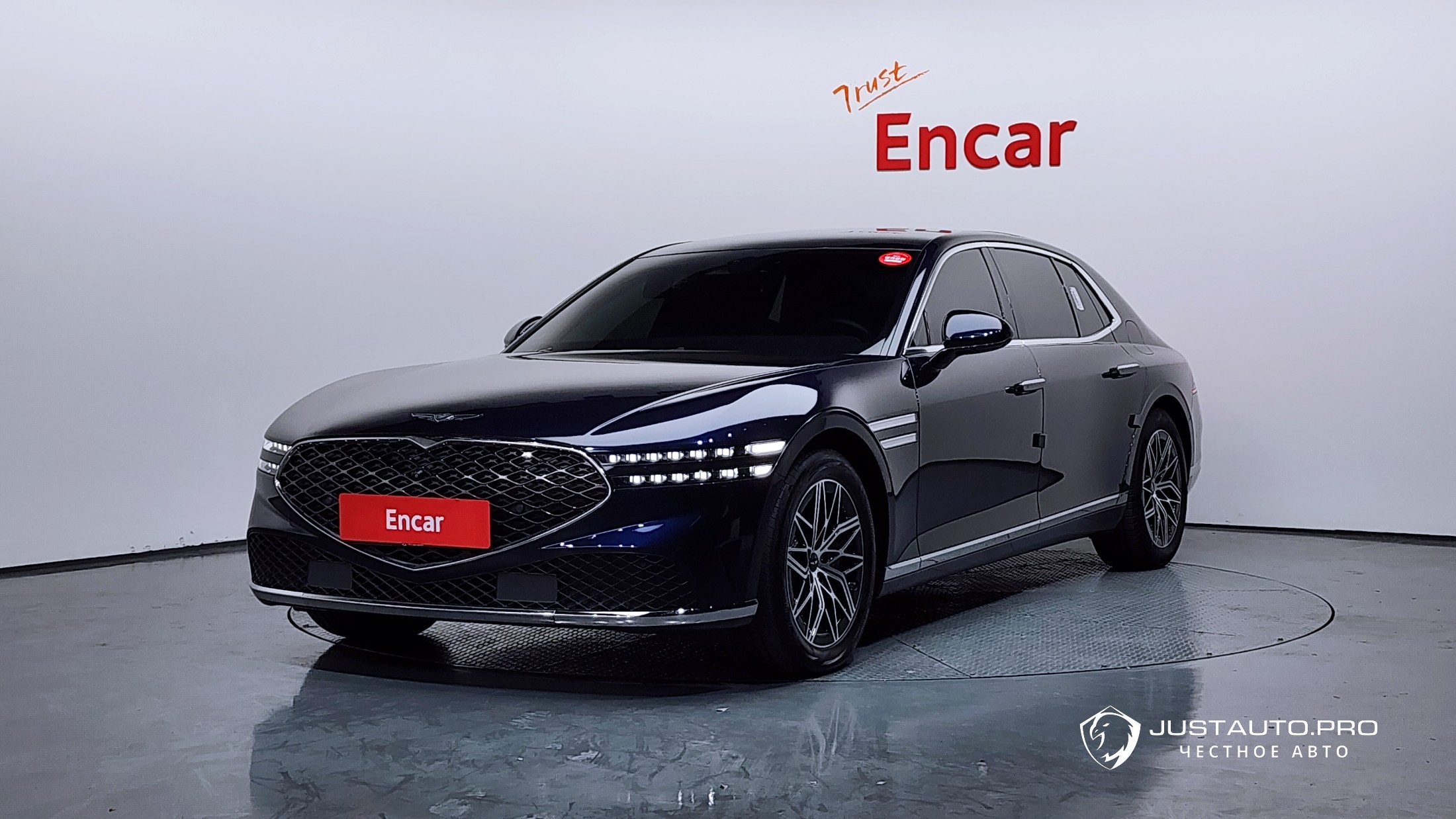 Автомобиль Genesis G90