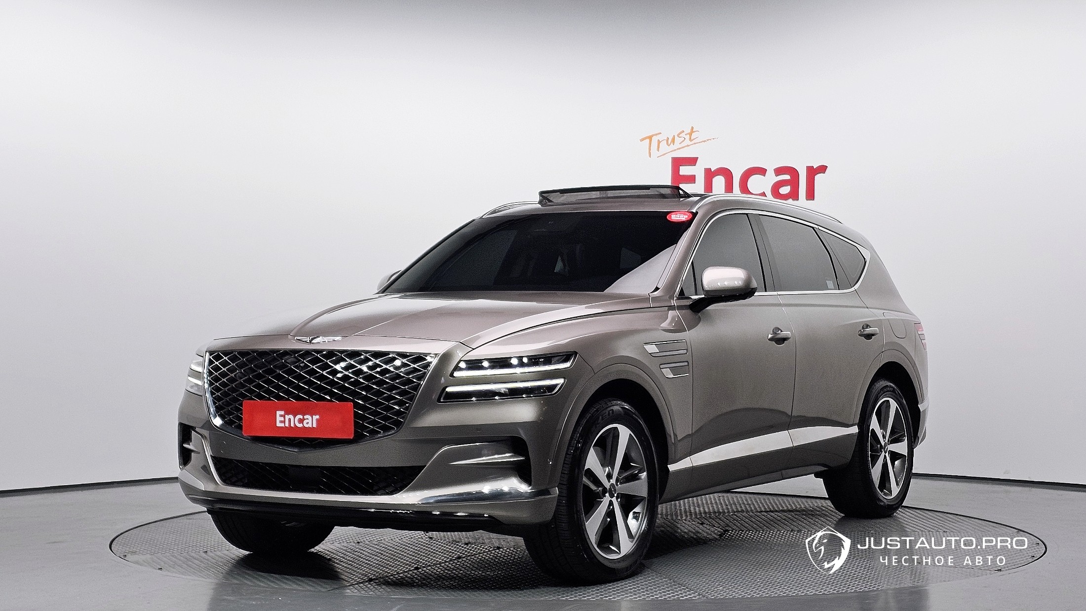 Автомобиль Genesis GV80