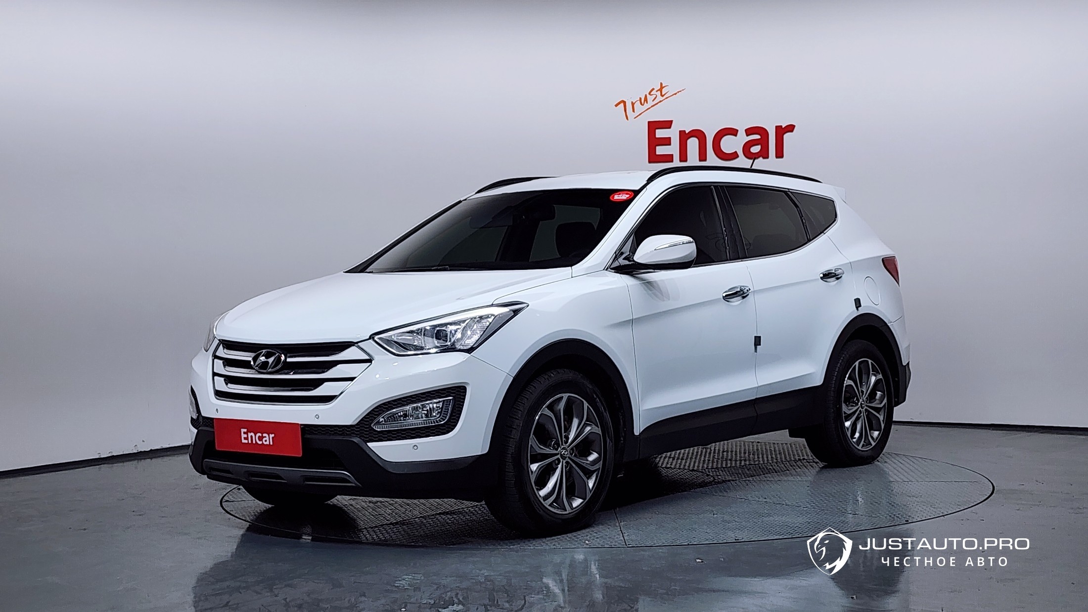 Автомобиль Hyundai Santafe