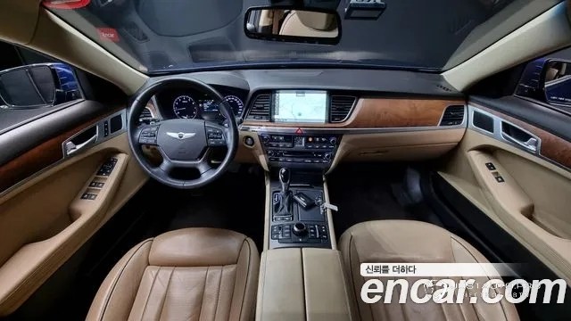 Автомобиль Hyundai Genesis