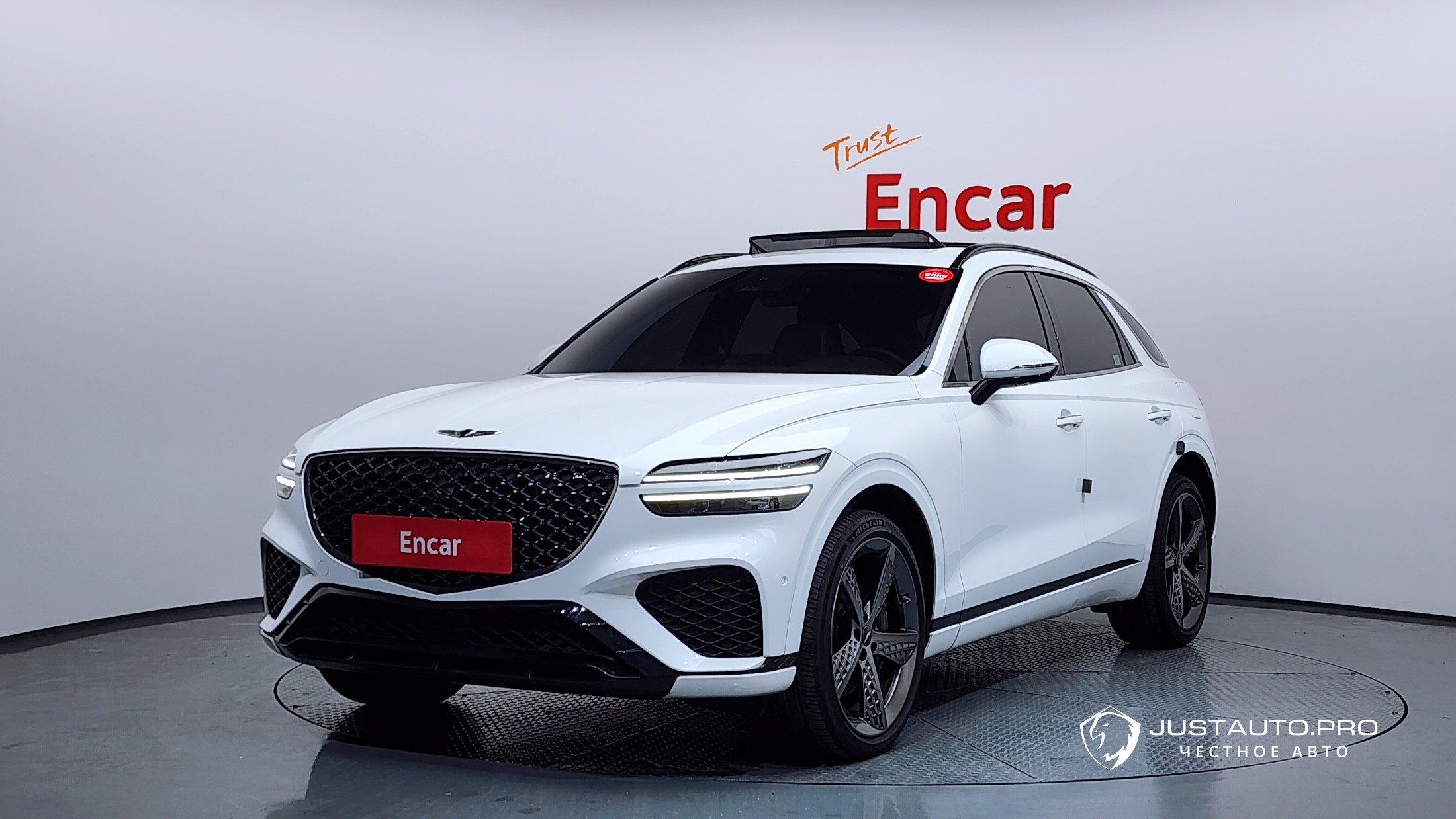 Автомобиль Genesis GV70