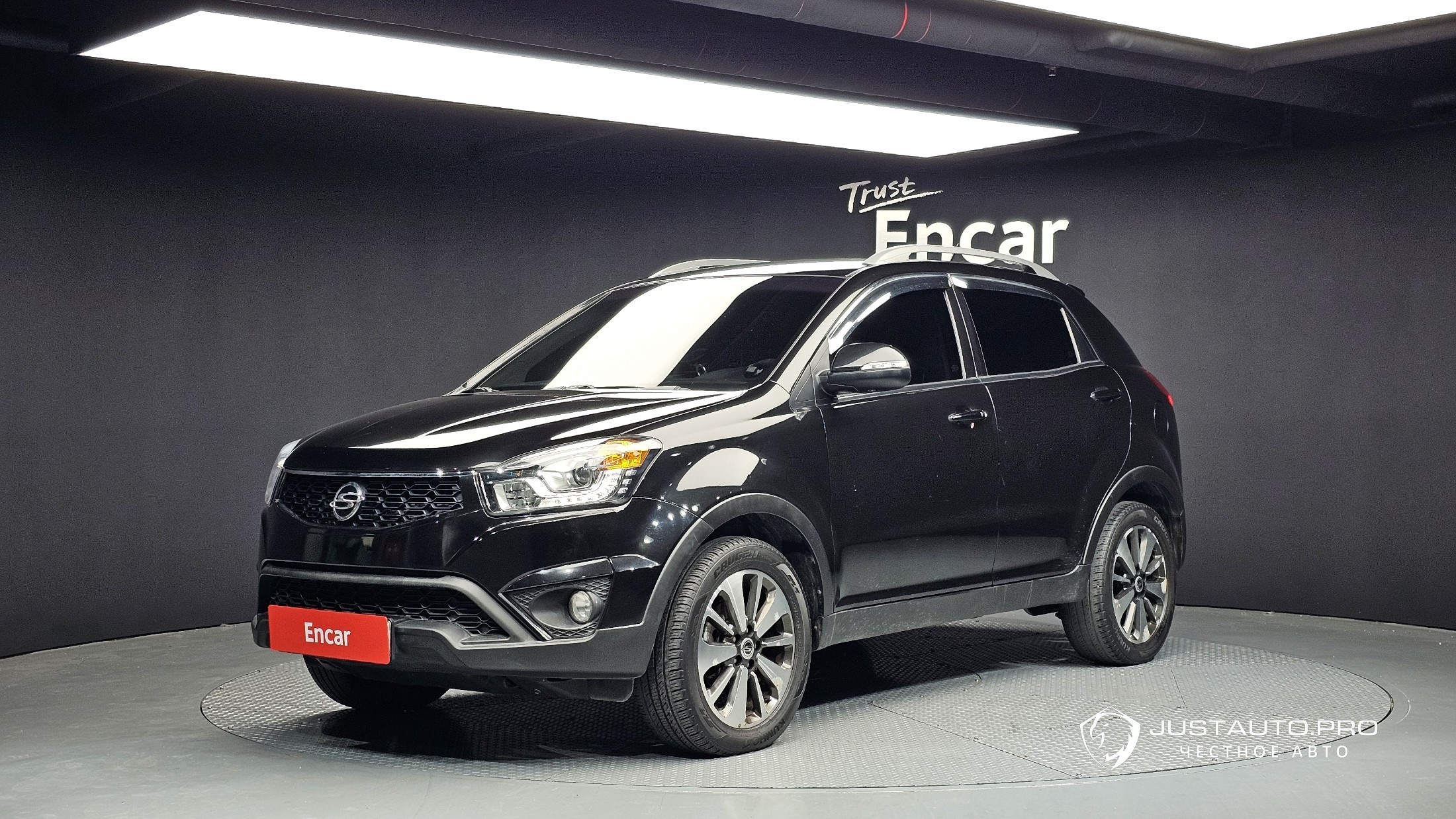 Автомобиль KG_Mobility_Ssangyong KORANDO