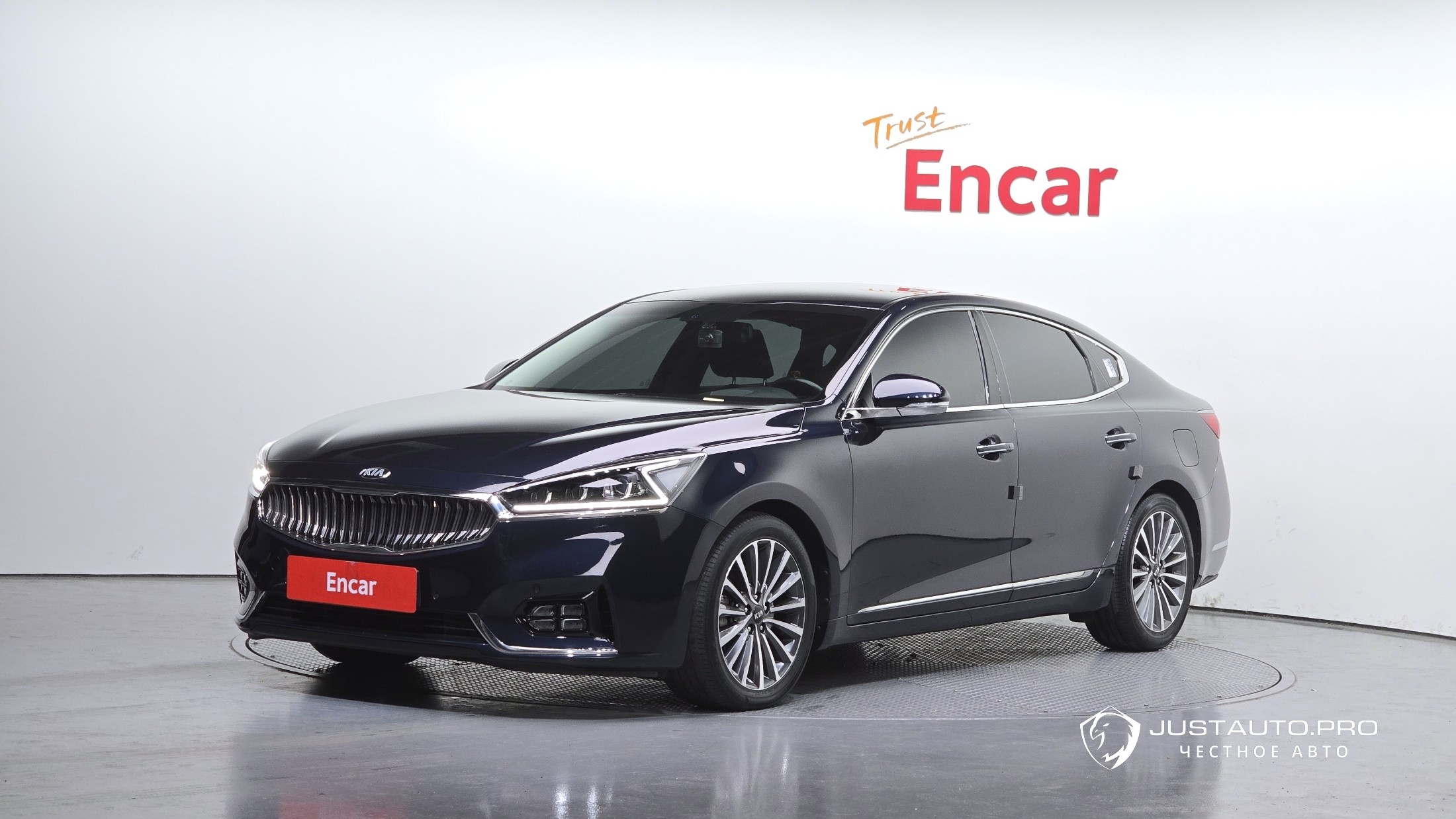 Автомобиль Kia K7