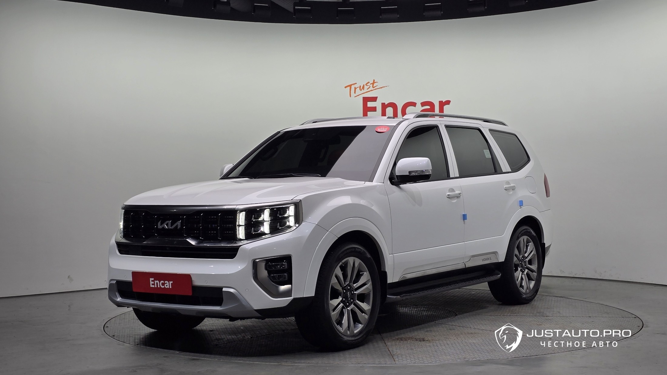 Автомобиль Kia Mohave