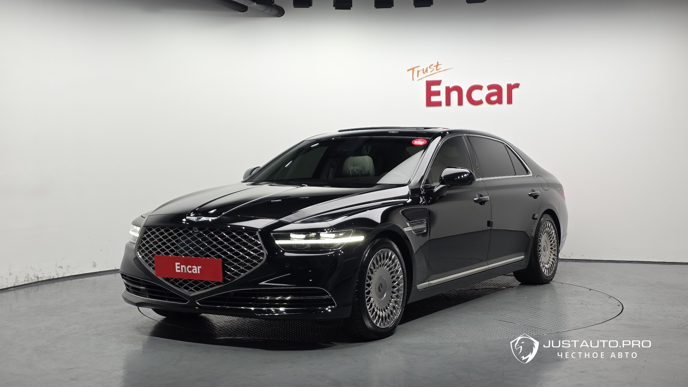 Автомобиль Genesis G90