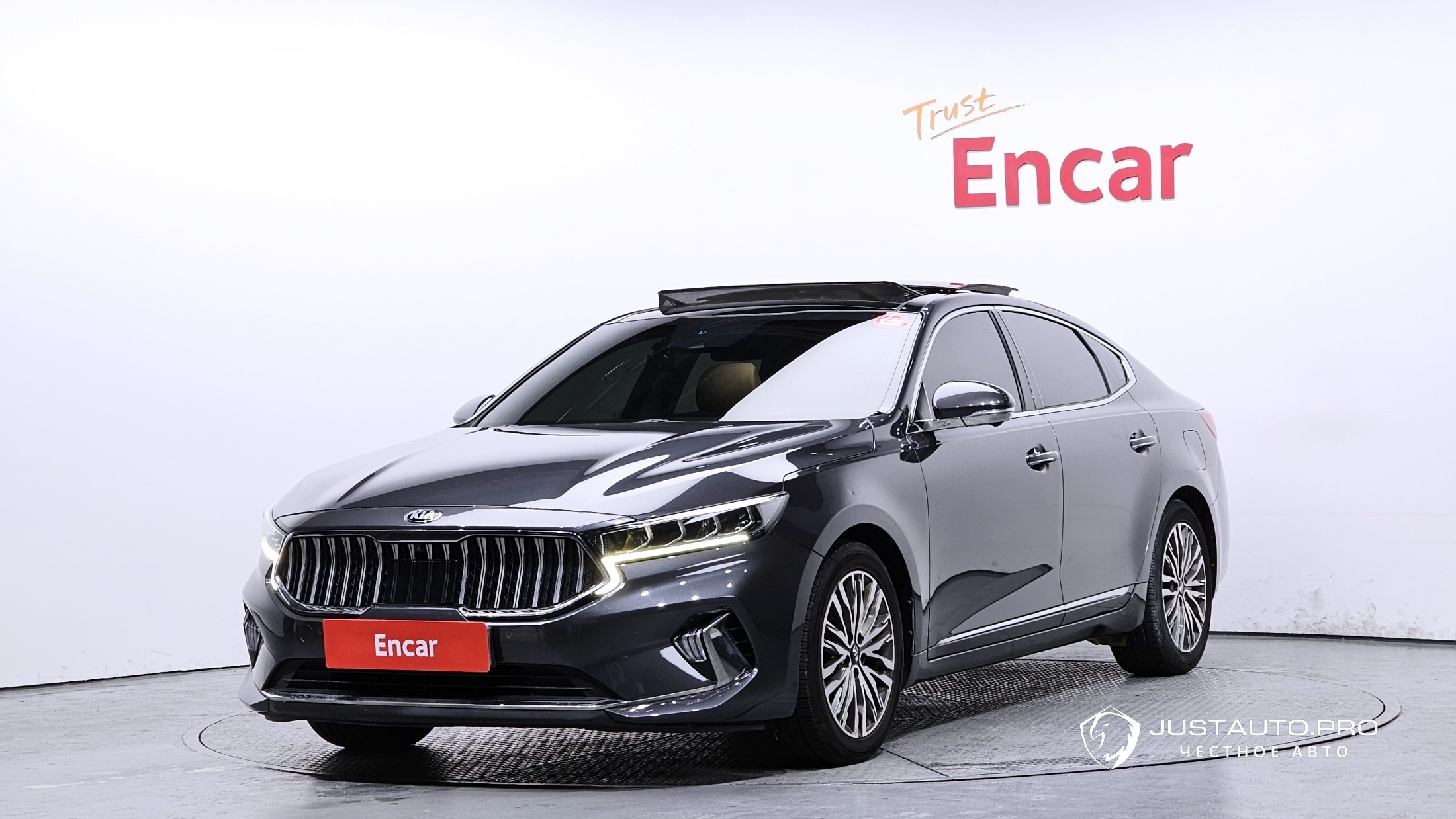 Автомобиль Kia K7