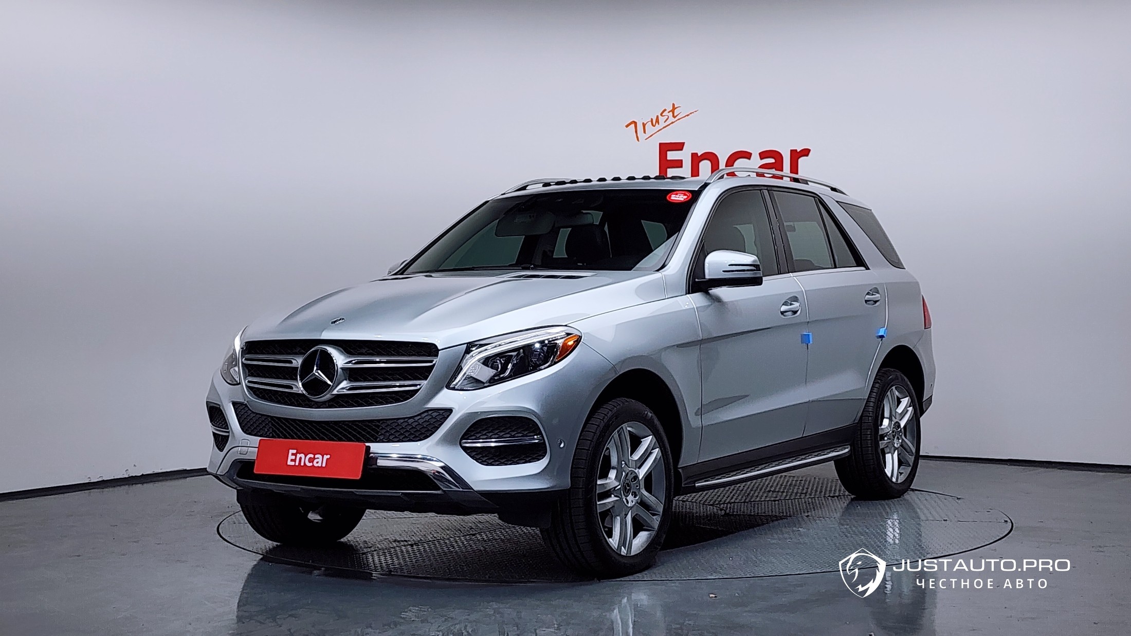 Автомобиль Mercedes-Benz GLE-Class