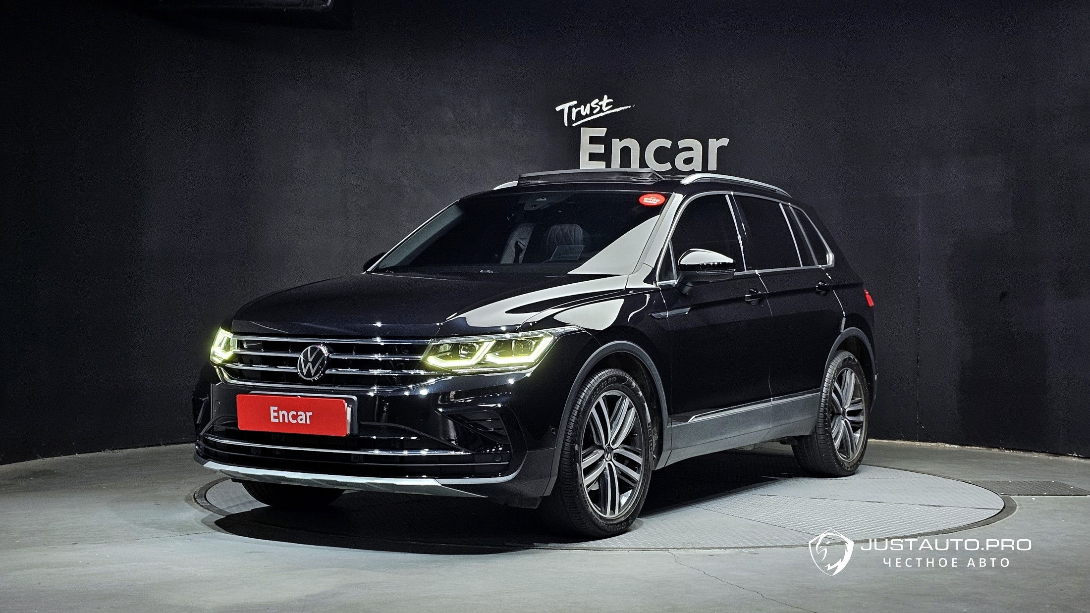 Автомобиль Volkswagen Tiguan