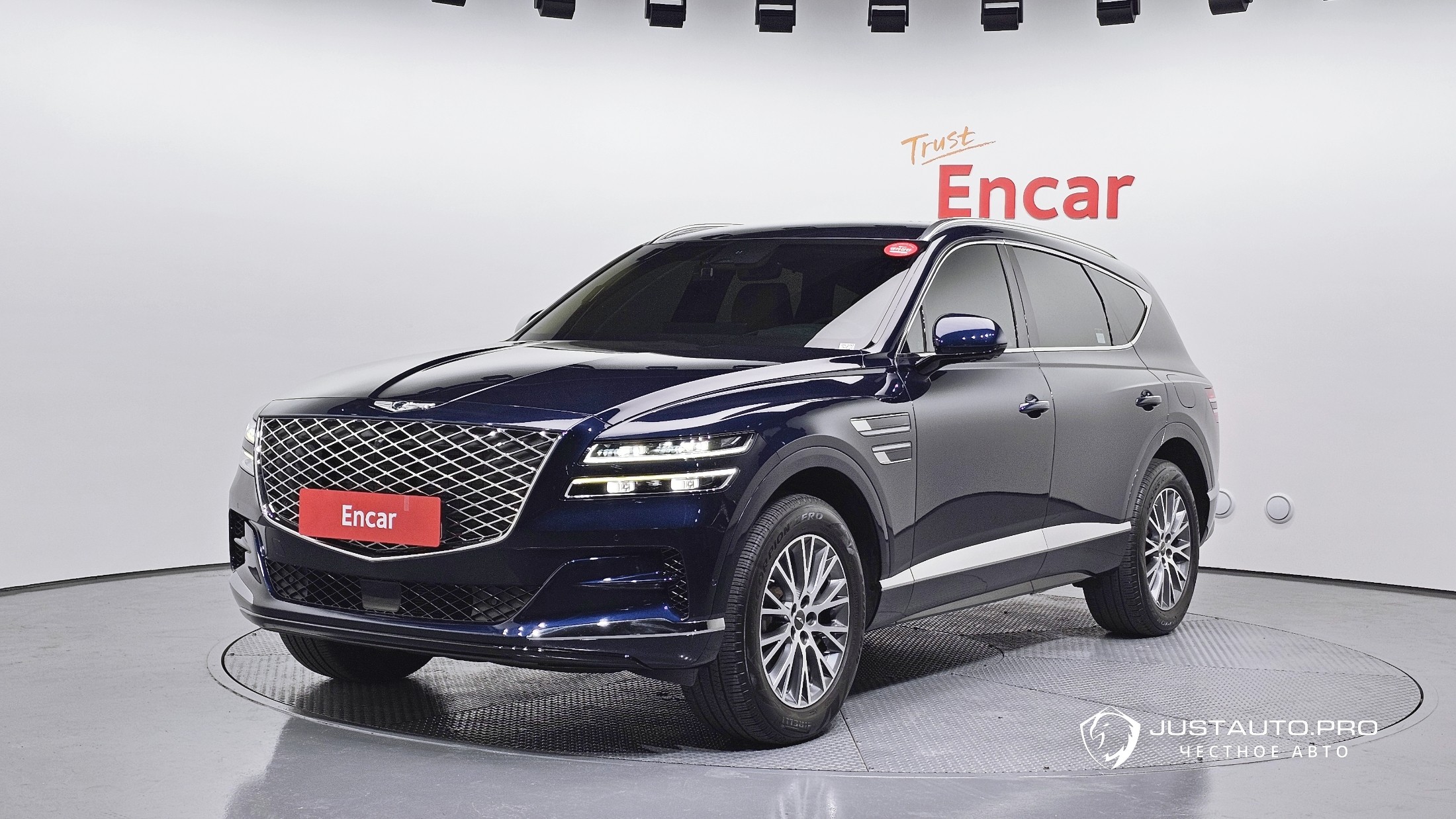 Автомобиль Genesis GV80