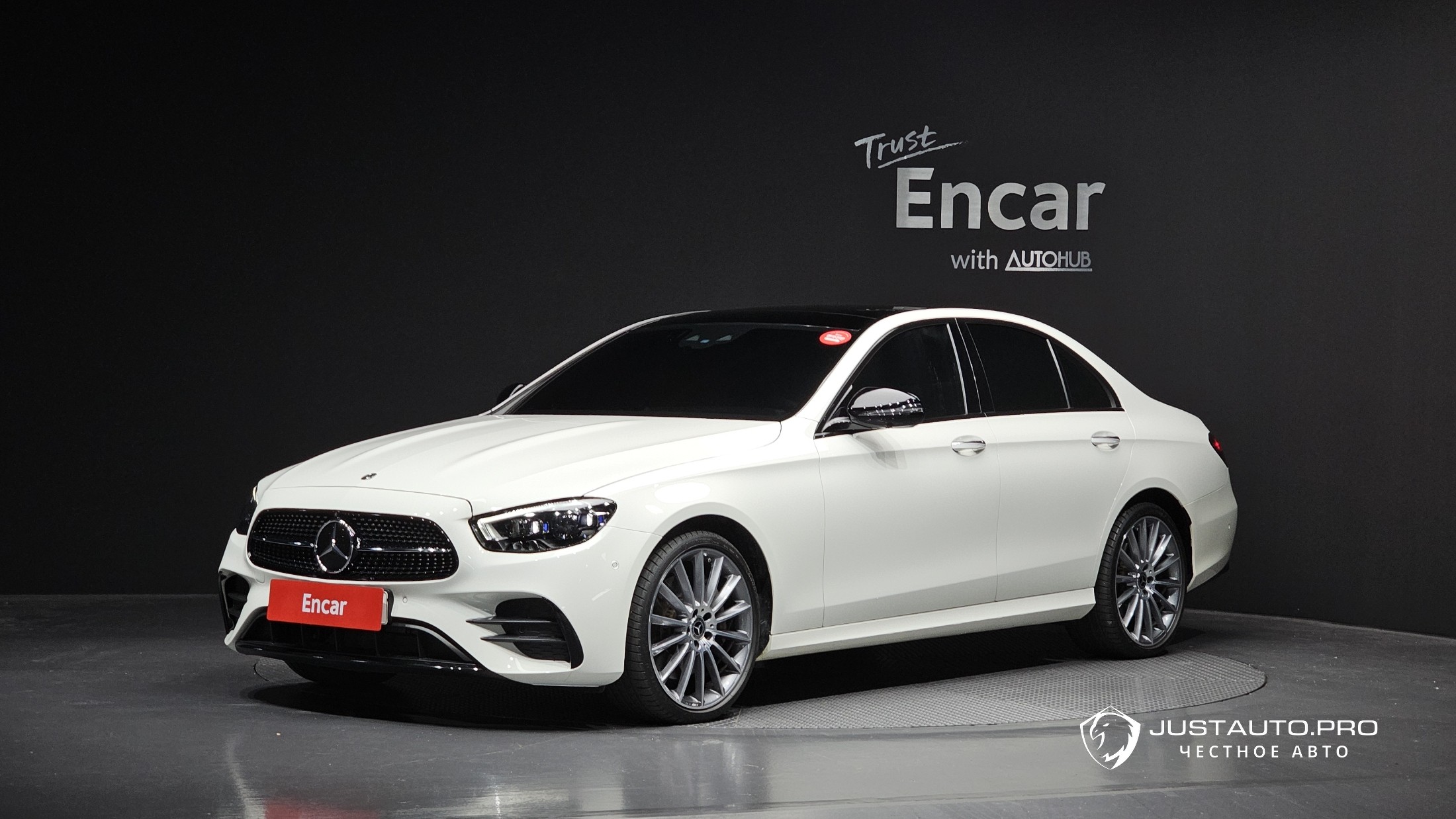 Автомобиль Mercedes-Benz E-Class